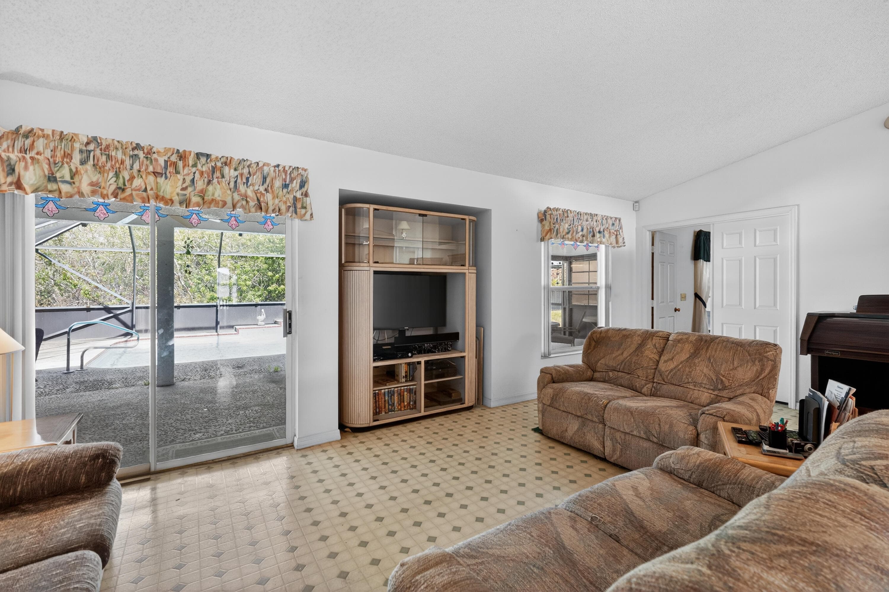 459 SE Nome Drive, Port St. Lucie, FL 34984 — photo 15 of 47