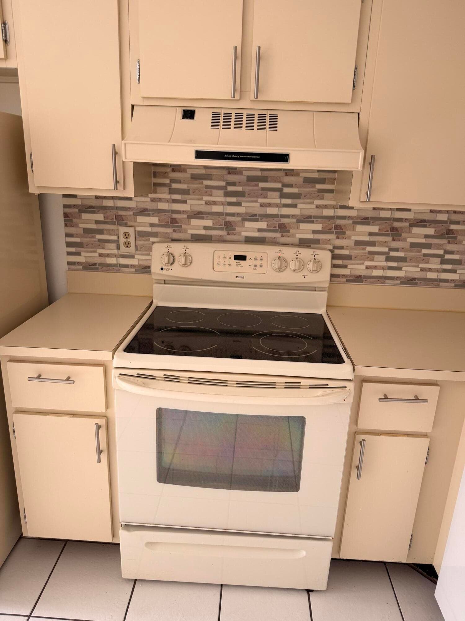 3146 Via Ponciana 301, Lake Worth, FL 33467 — photo 19 of 30