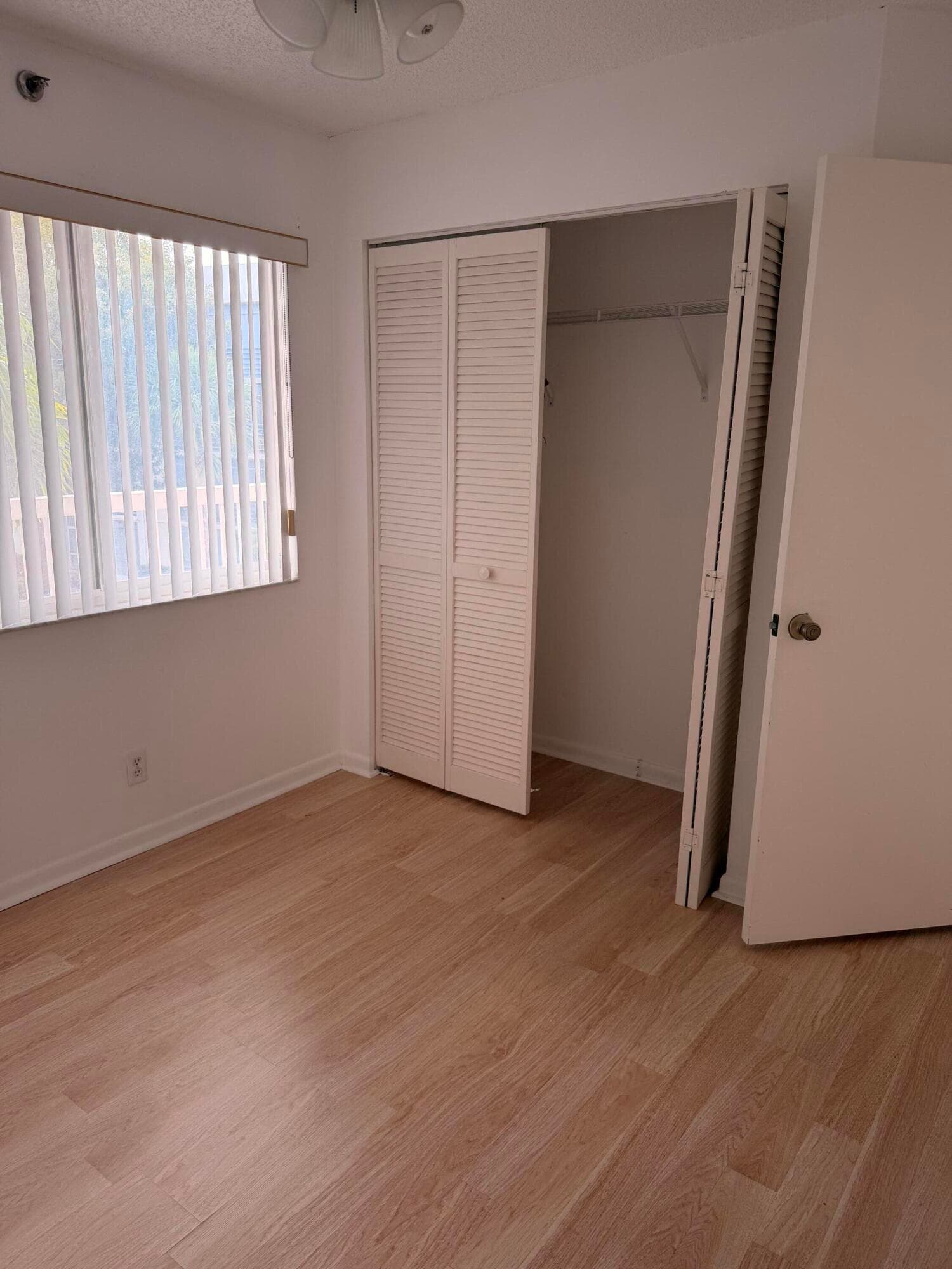 3146 Via Ponciana 301, Lake Worth, FL 33467 — photo 8 of 30