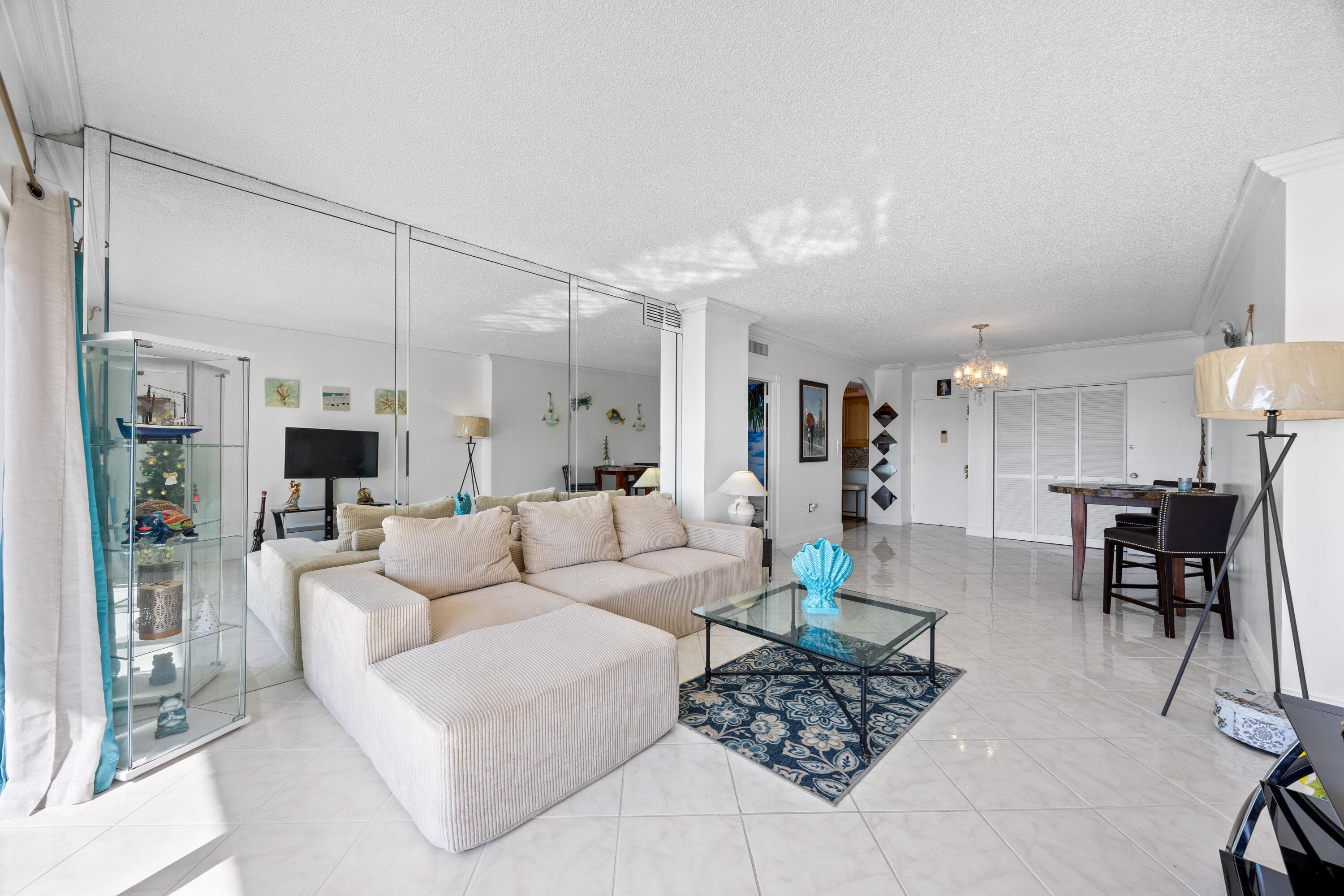 1985 S Ocean Drive Pha, Hallandale Beach, FL 33009 — photo 4 of 49