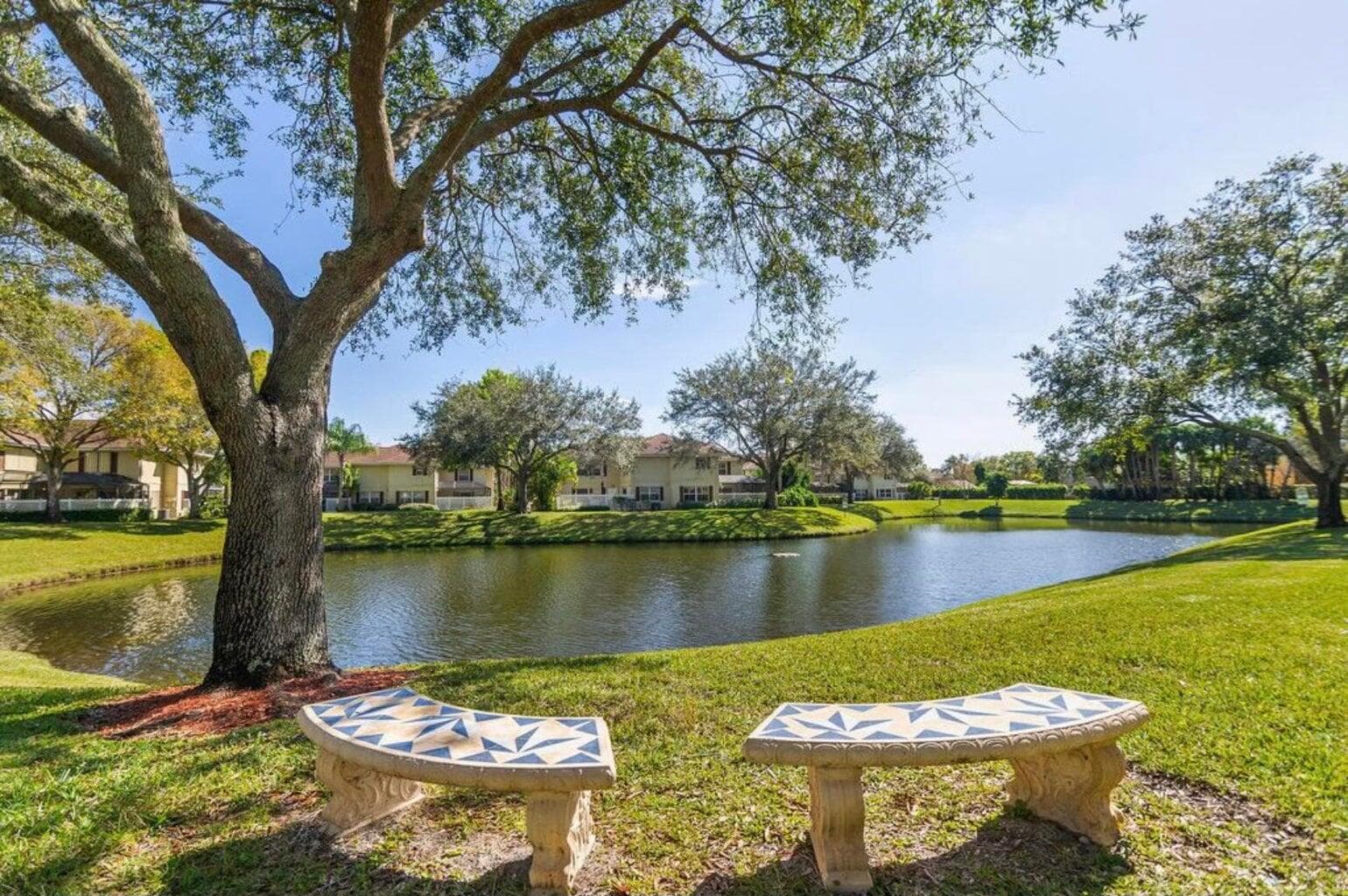 40 Essex Court A, Royal Palm Beach, FL 33411 — photo 1 of 15