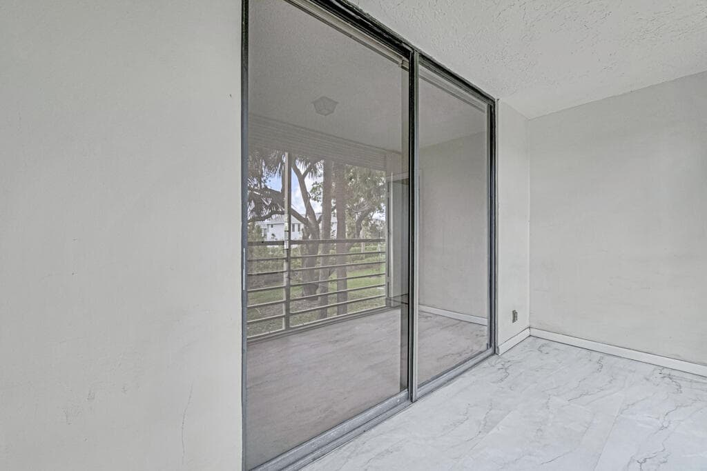 4640 Lucerne Lakes Boulevard 206, Lake Worth, FL 33467 — photo 26 of 42
