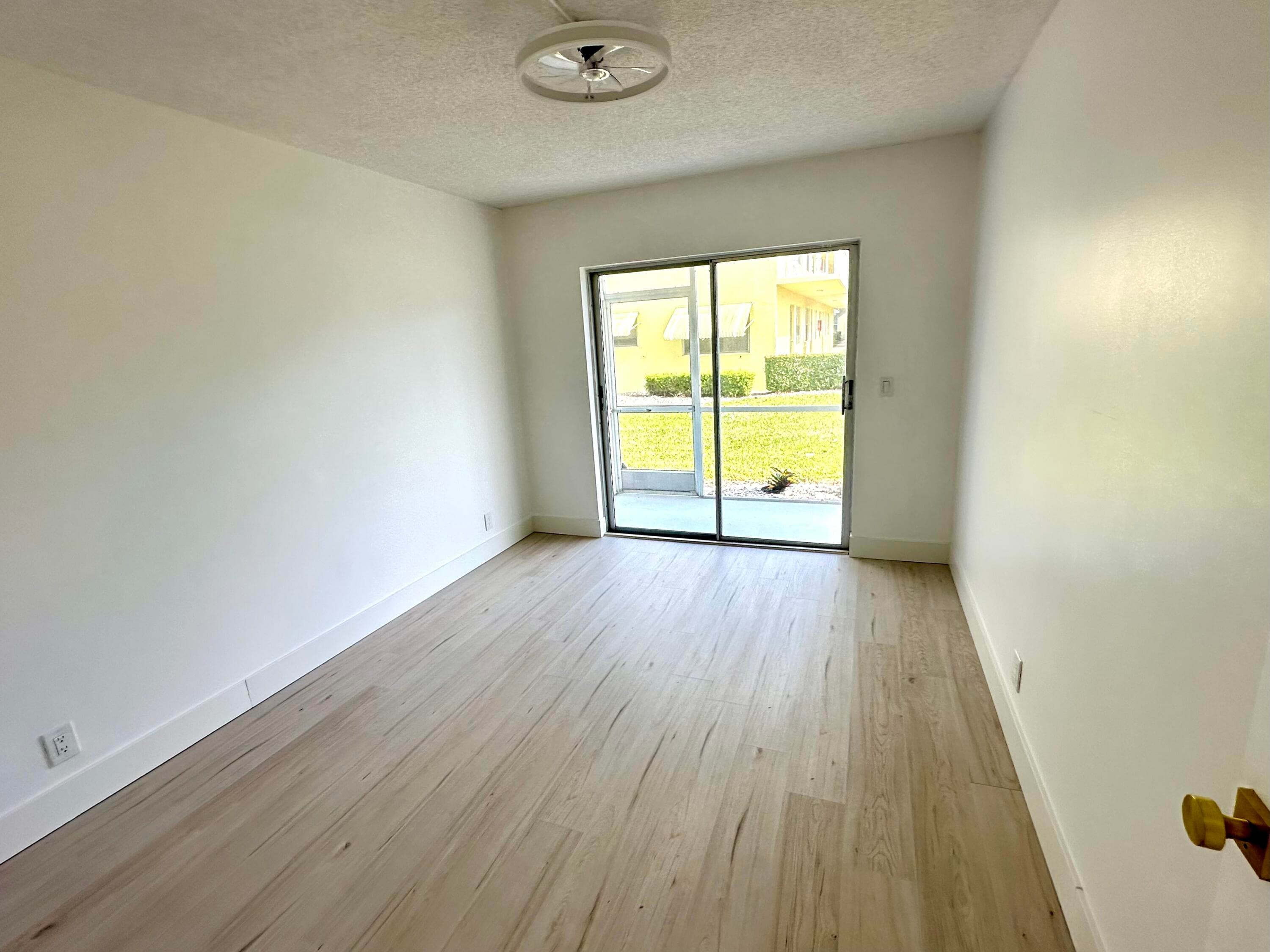 121 Sheffield F, West Palm Beach, FL 33417 — photo 10 of 16