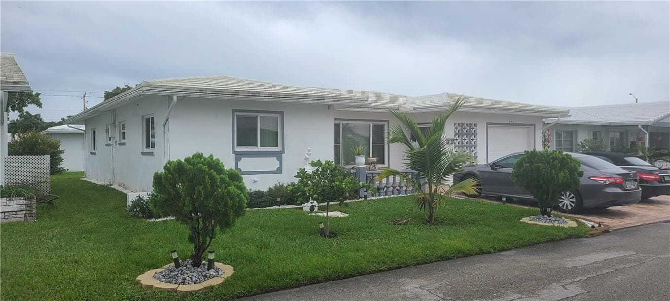 8208 NW 57th Place, Tamarac, FL 33321 — photo 2 of 28