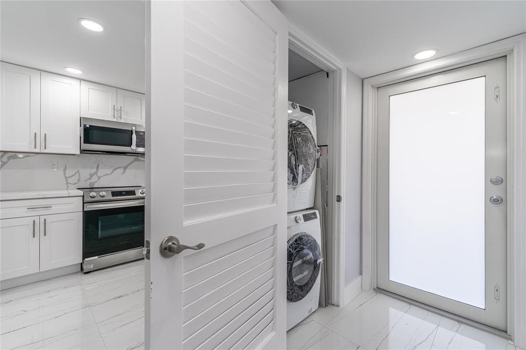 361 S Hollybrook Drive 105, Pembroke Pines, FL 33025 — photo 5 of 28