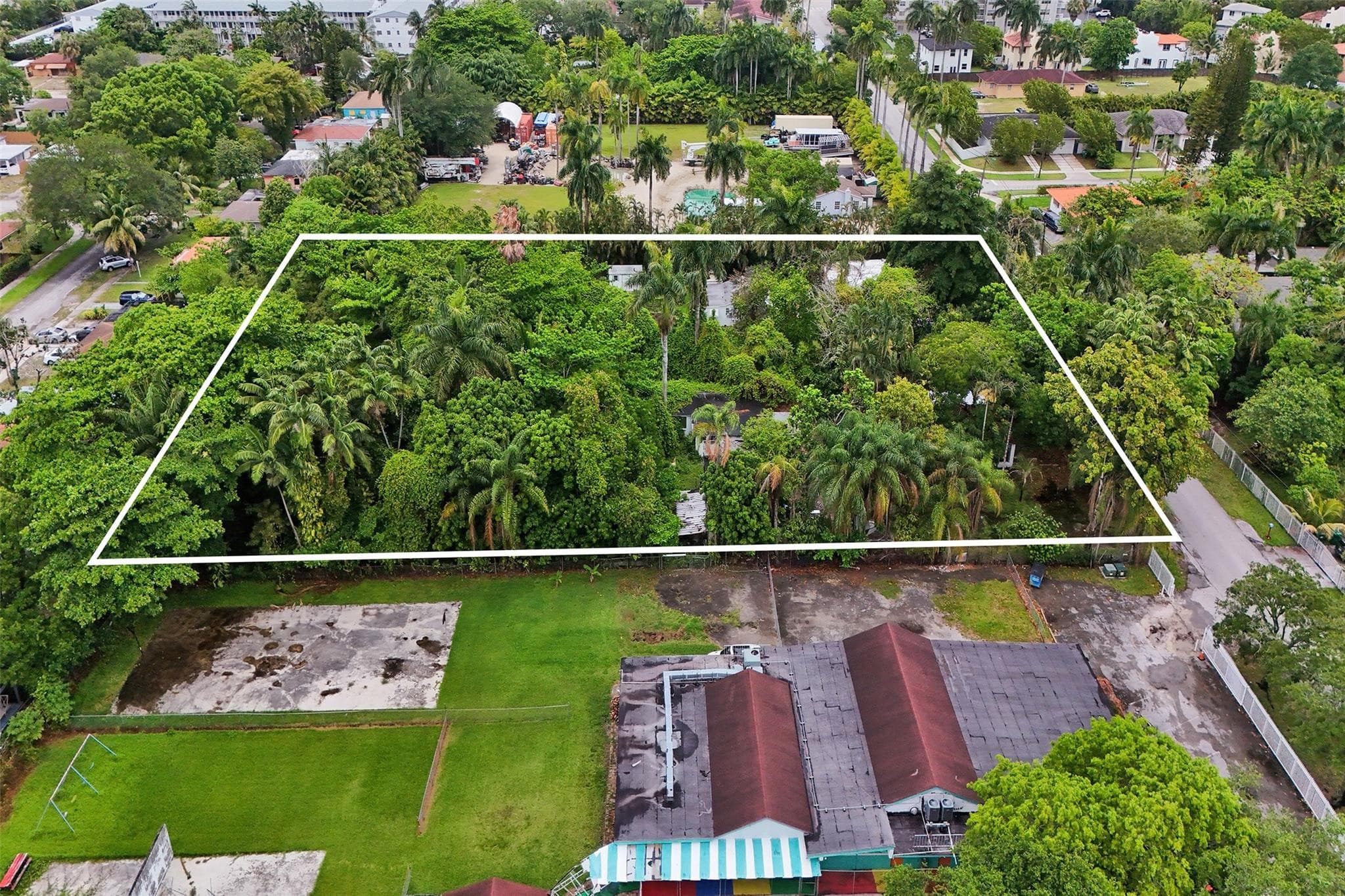 453 NE 154th Street, Miami, FL 33162 — photo 3 of 12