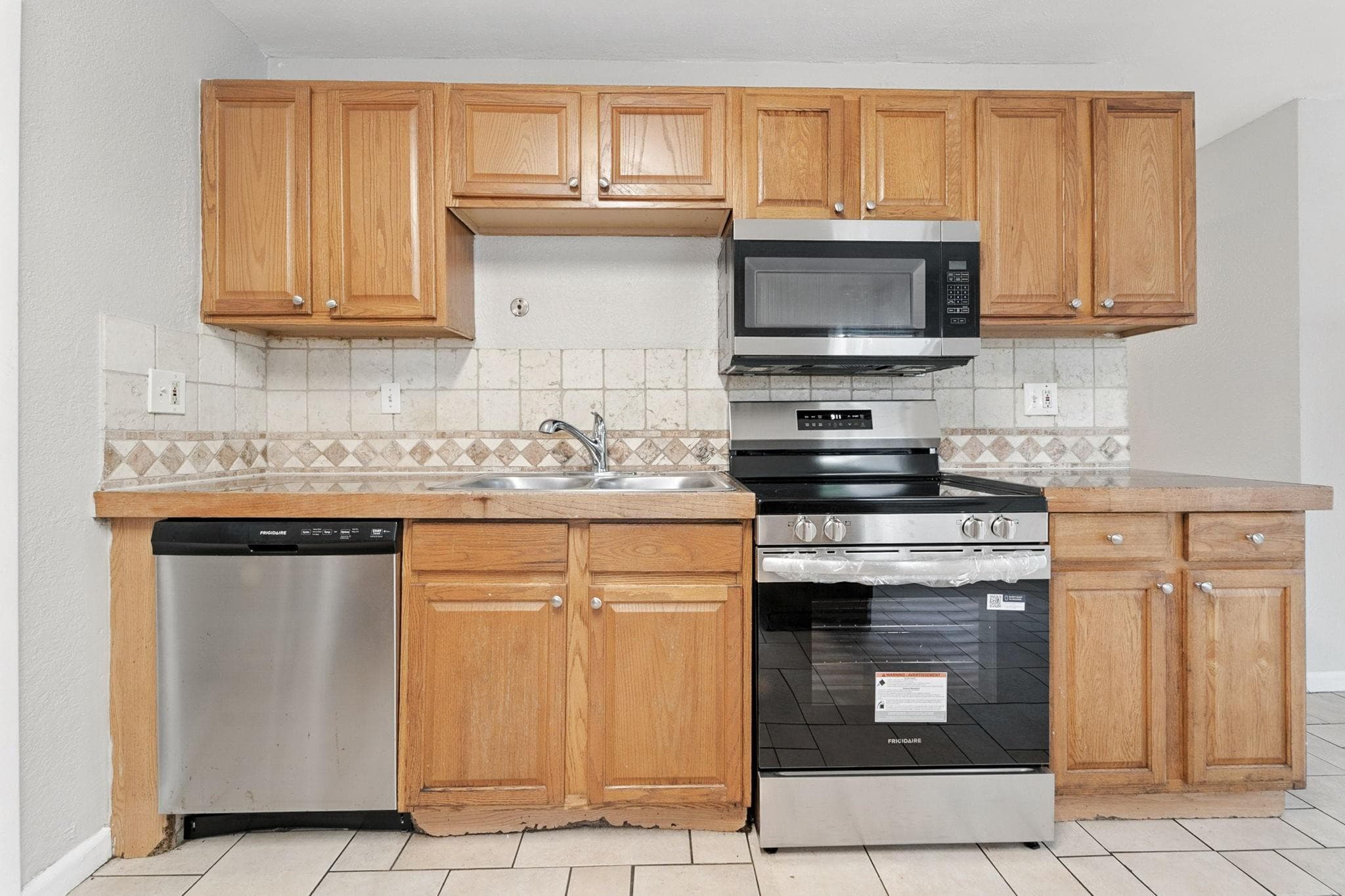 620 NE 57th Street, Fort Lauderdale, FL 33334 — photo 12 of 32