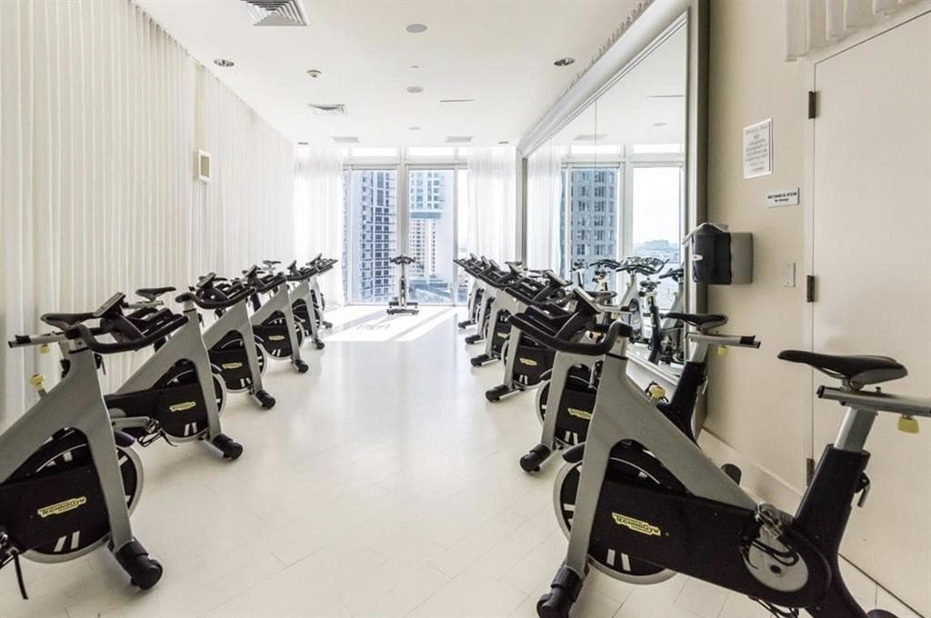 465 Brickell Avenue Bay 419, Miami, FL 33131 — photo 49 of 54