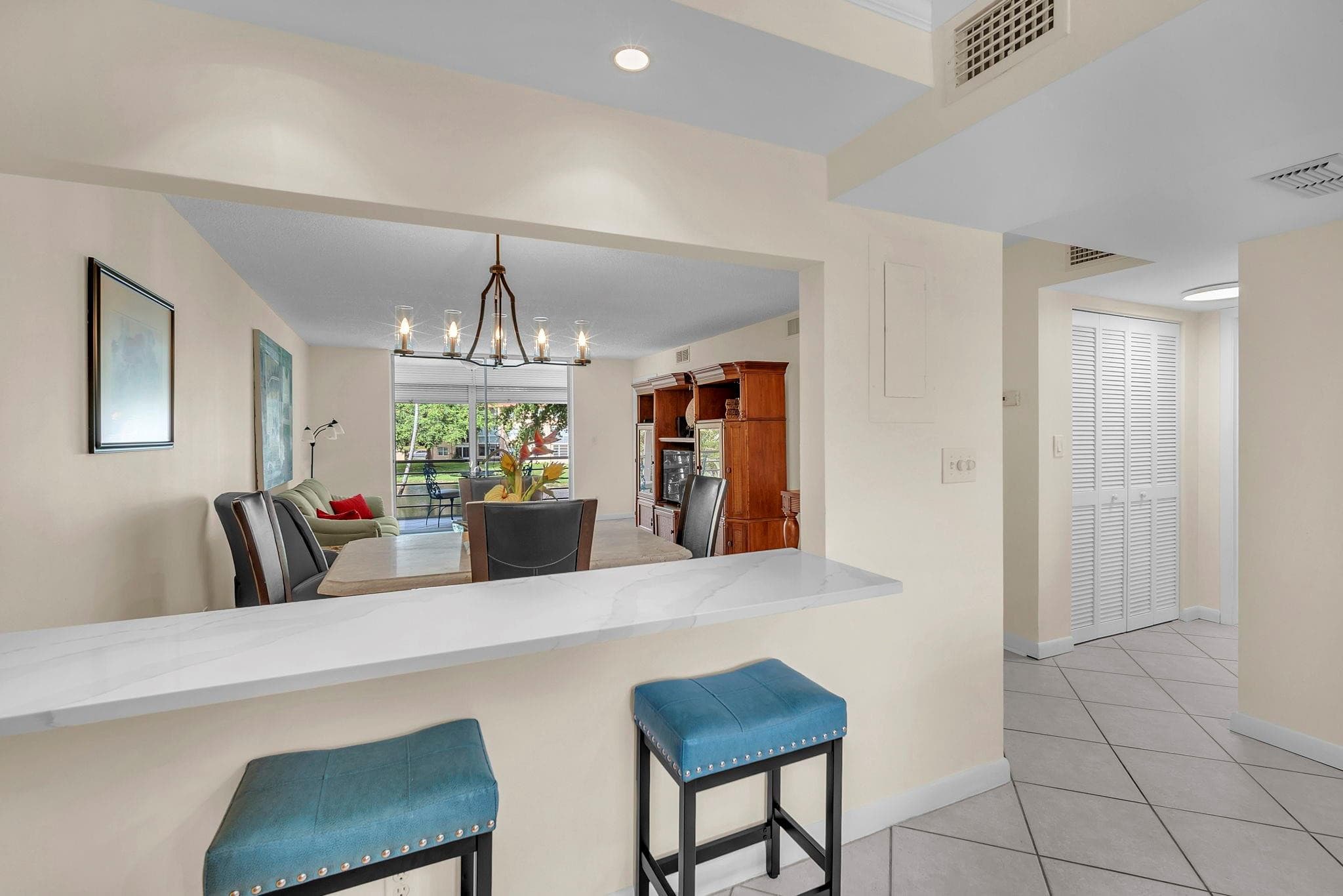 9301 Sunrise Lakes Boulevard 207, Sunrise, FL 33322 — photo 12 of 43
