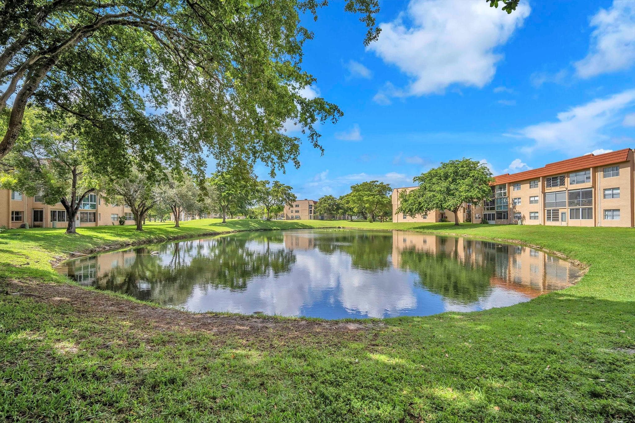 9301 Sunrise Lakes Boulevard 207, Sunrise, FL 33322 — photo 41 of 43