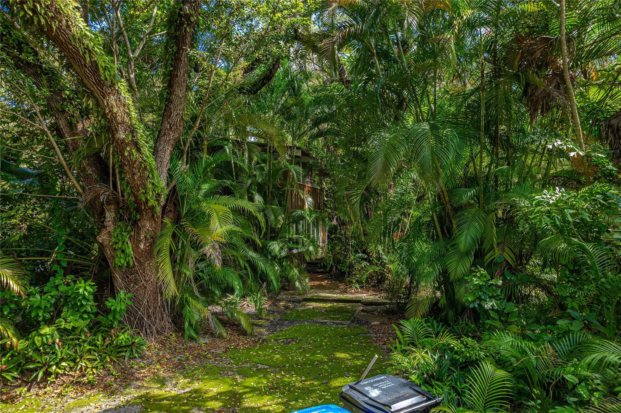 Unimproved Land in Fort Lauderdale — photo 9 of 10
