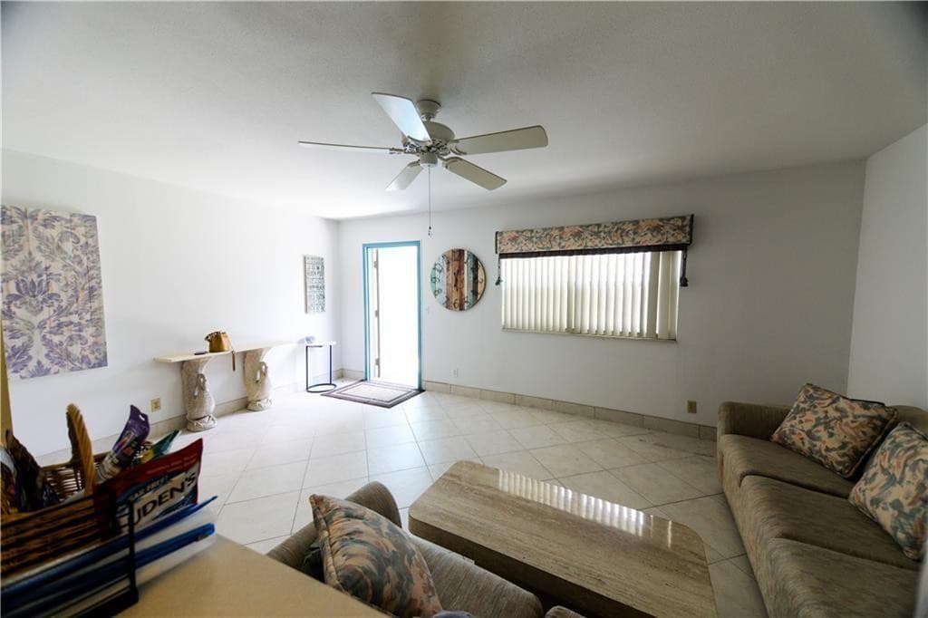 286 Monaco F F, Delray Beach, FL 33446 — photo 8 of 22
