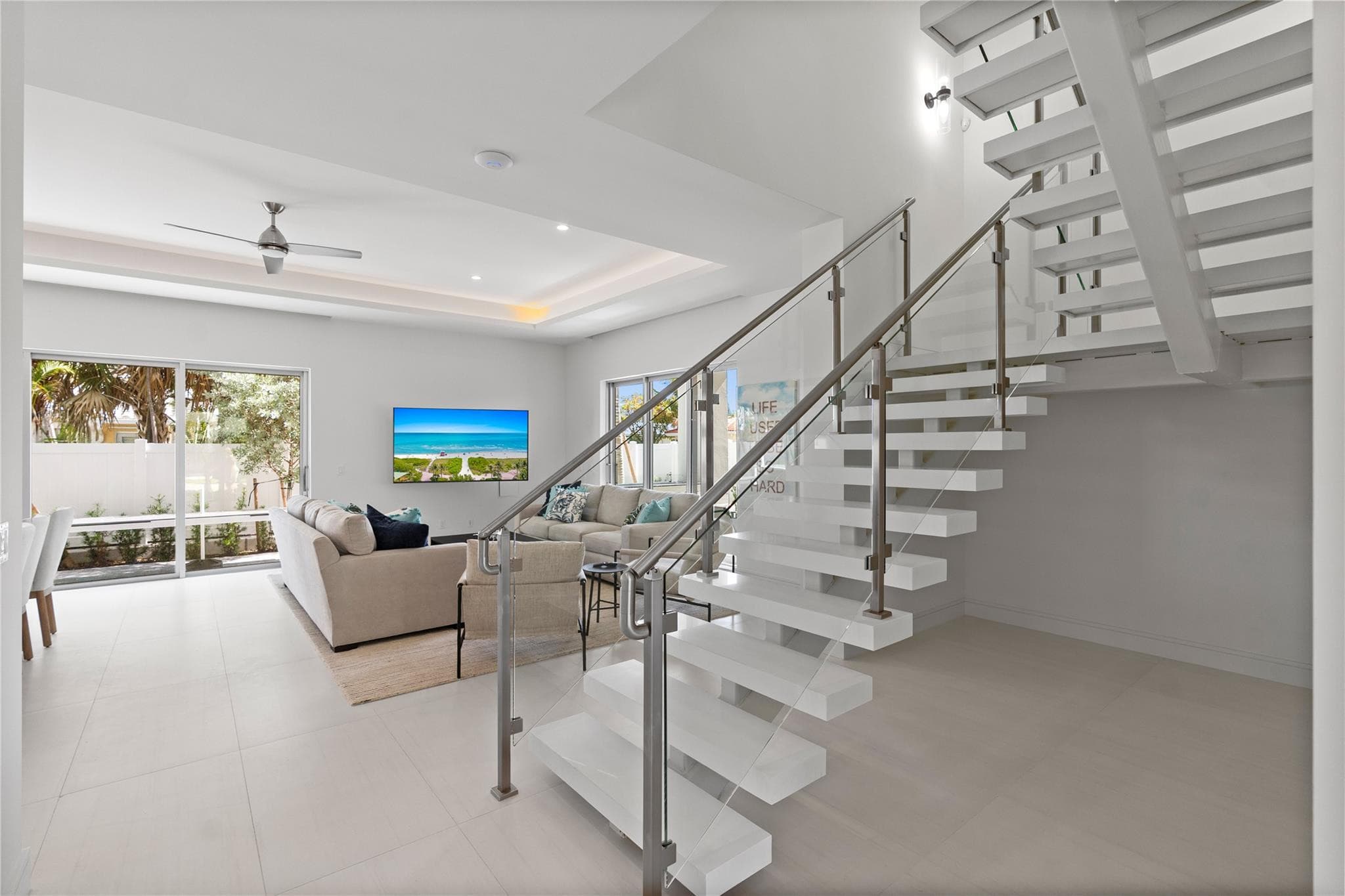 221 Shore Court 221, Lauderdale-By-The-Sea, FL 33308 — photo 16 of 88