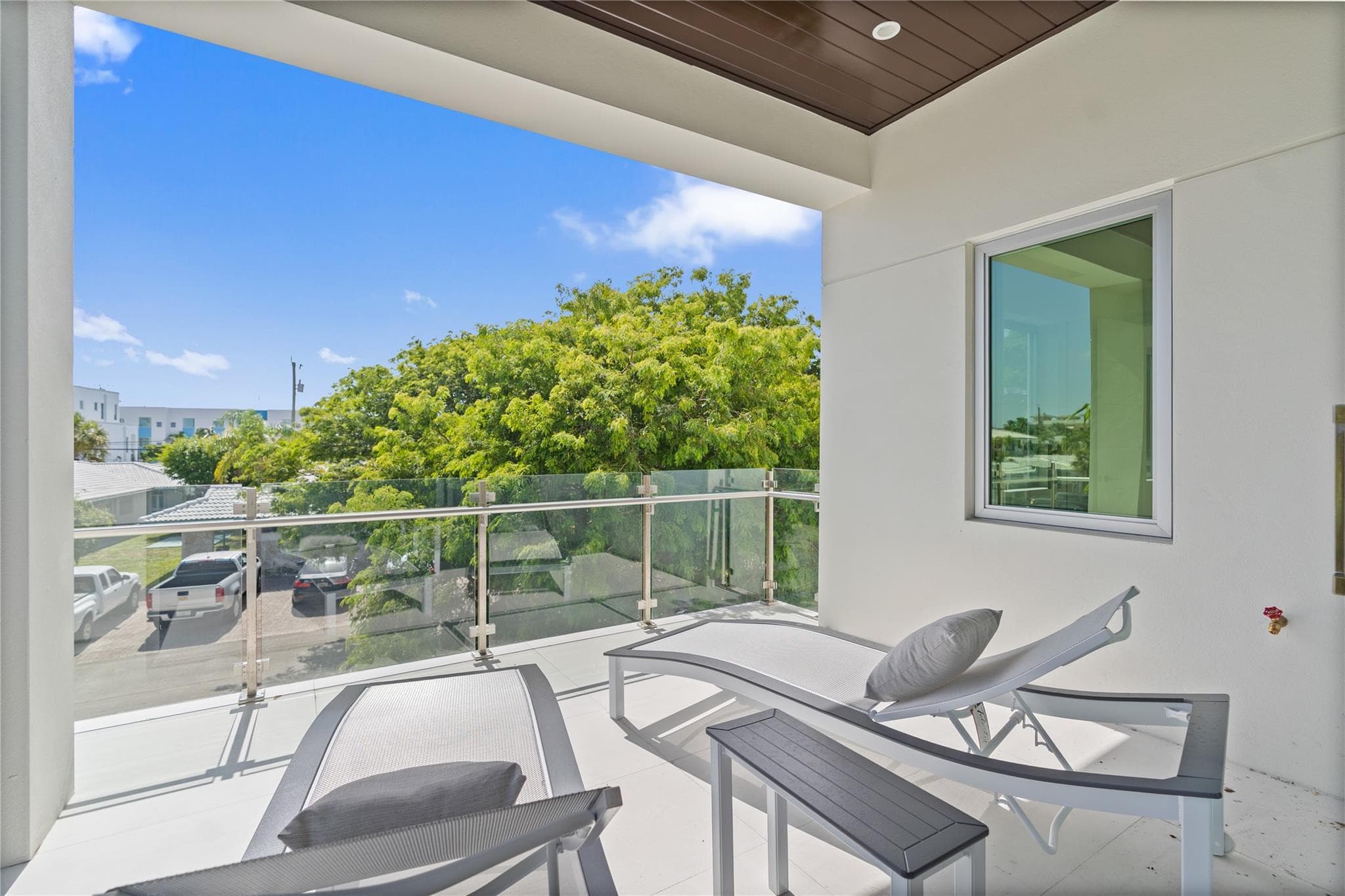 221 Shore Court 221, Lauderdale-By-The-Sea, FL 33308 — photo 53 of 88