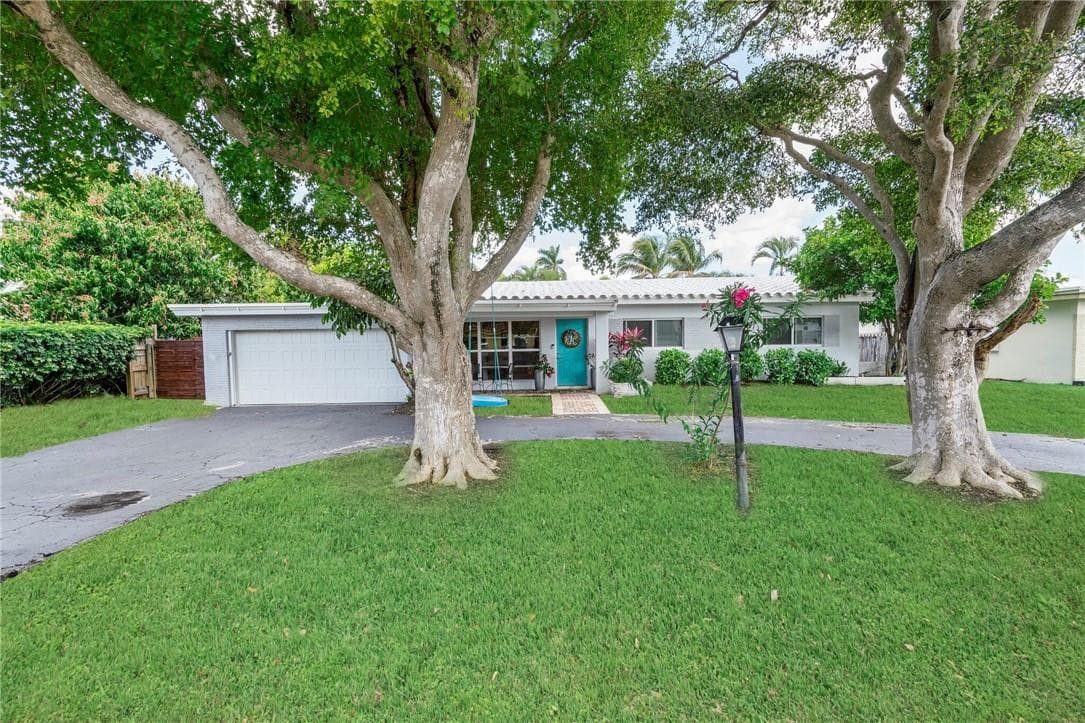 1949 Windward Drive, Lauderdale-By-The-Sea, FL 33062 — photo 3 of 22