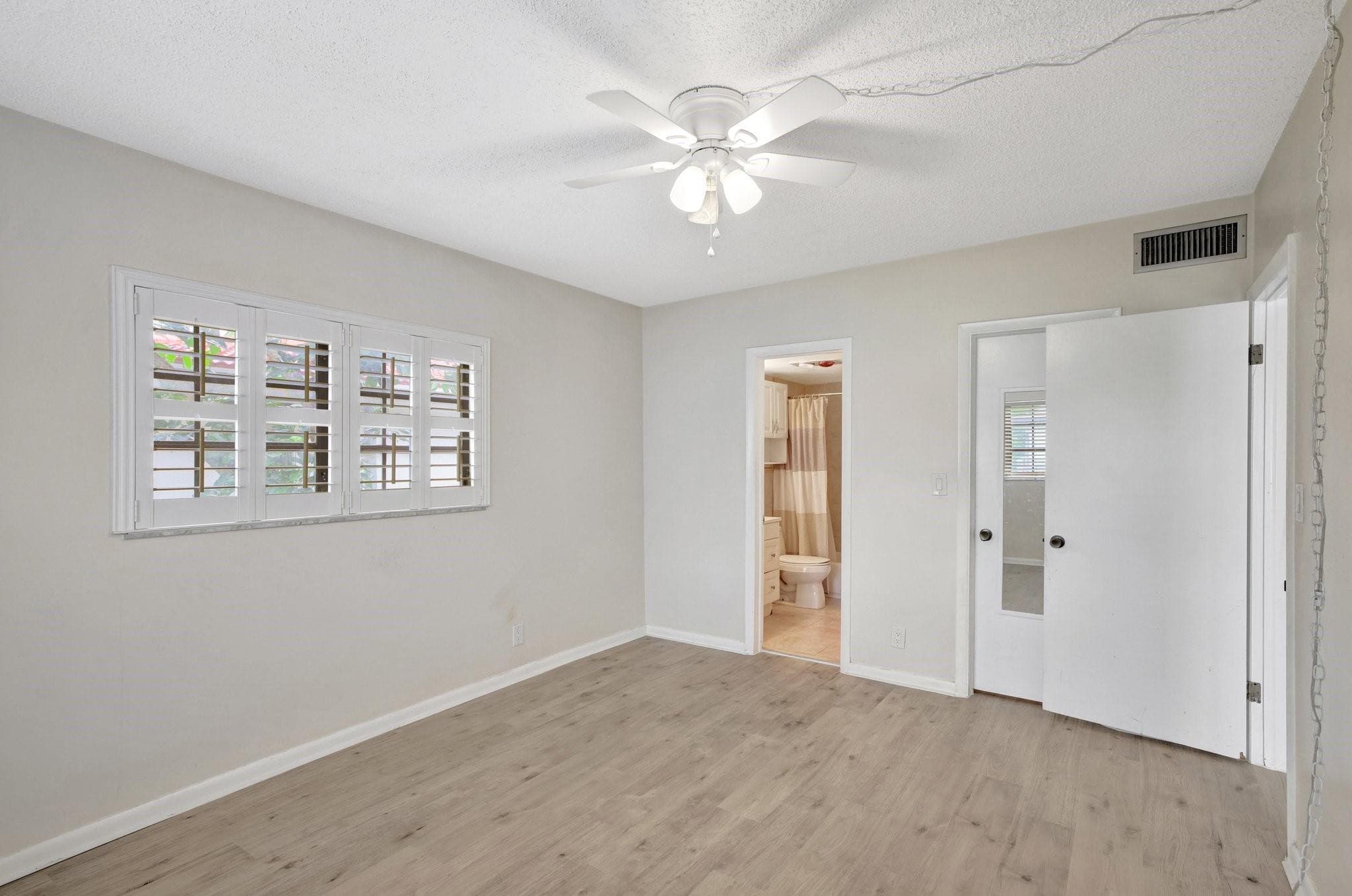 917 NE 16th Avenue 7, Fort Lauderdale, FL 33304 — photo 33 of 39
