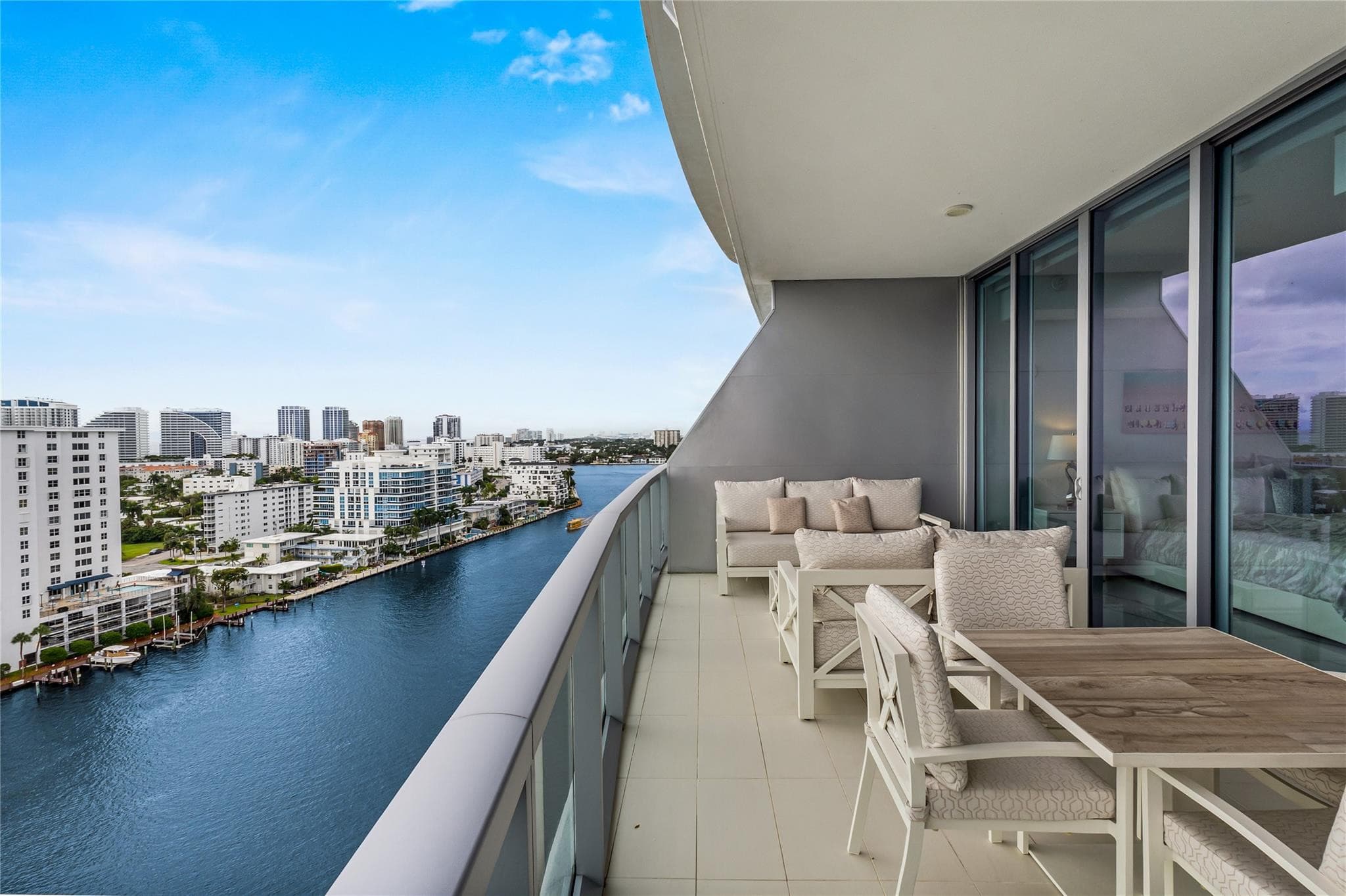 920 Intracoastal Drive 1502, Fort Lauderdale, FL 33304 — photo 48 of 51