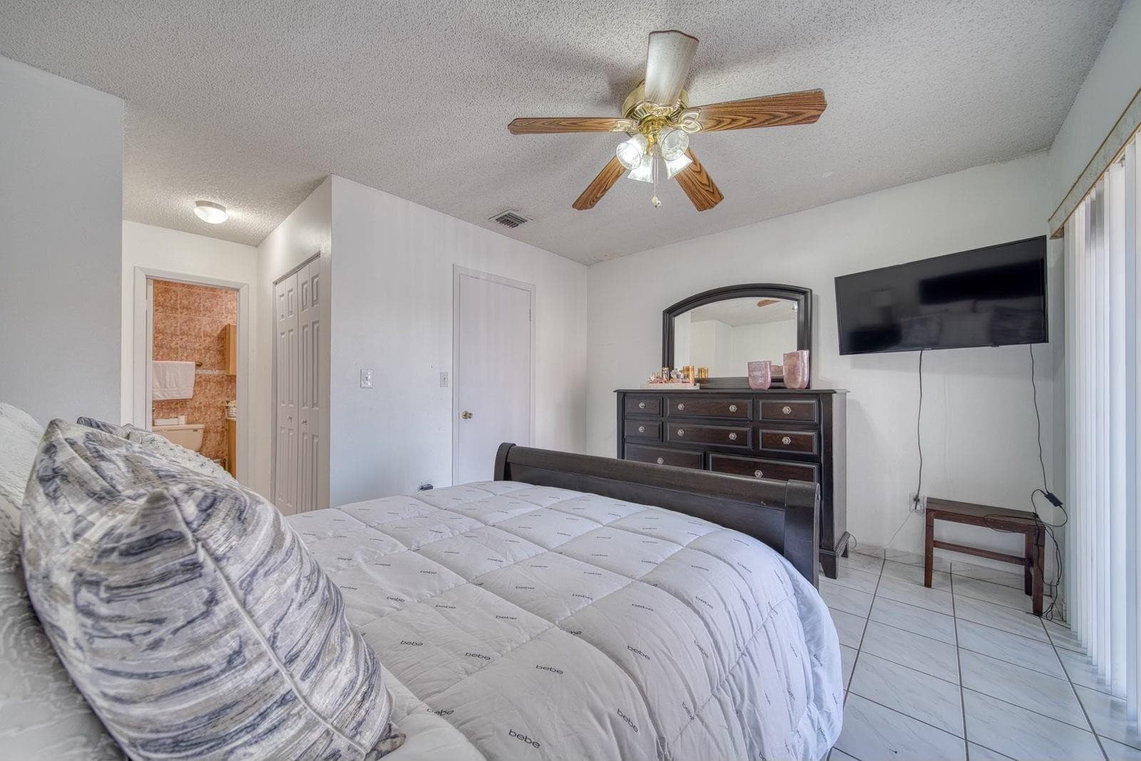 2612 W 54th Place Unit 204, Hialeah, FL 33016 — photo 12 of 22