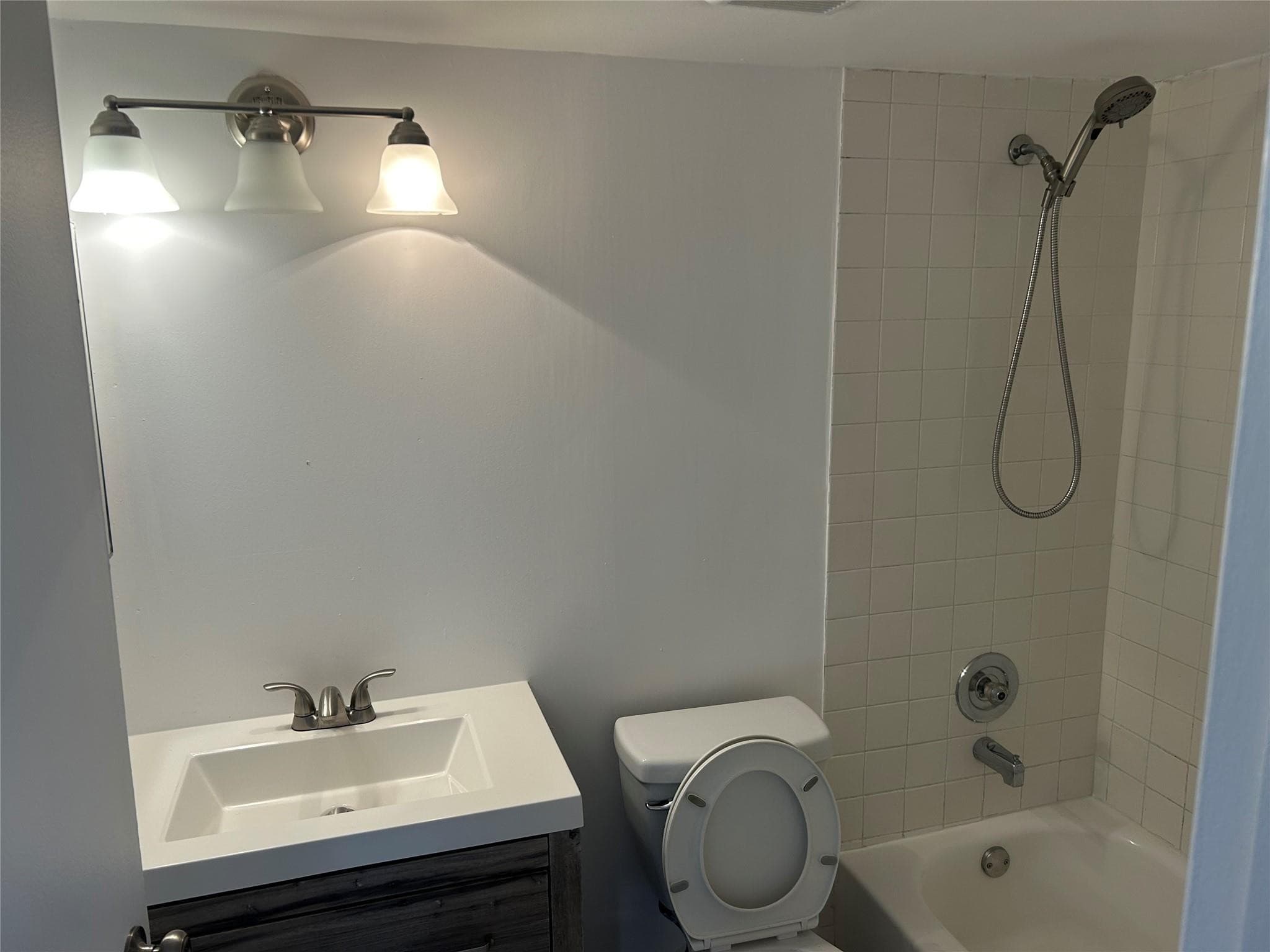 871 NE 207th Terrace 102, Miami, FL 33179 — photo 15 of 21