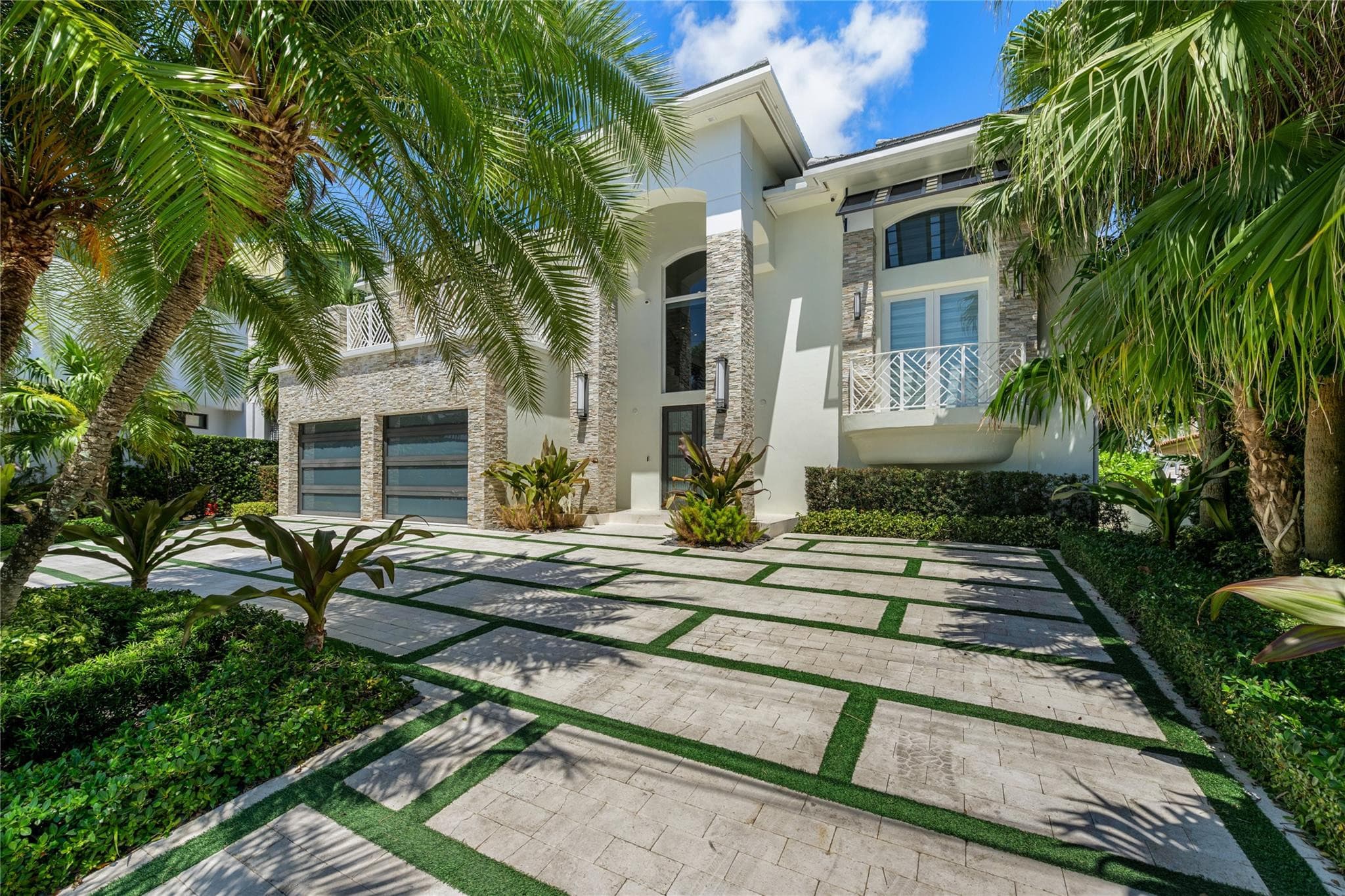 2307 N Riverside Drive, Pompano Beach, FL 33062 — photo 14 of 72