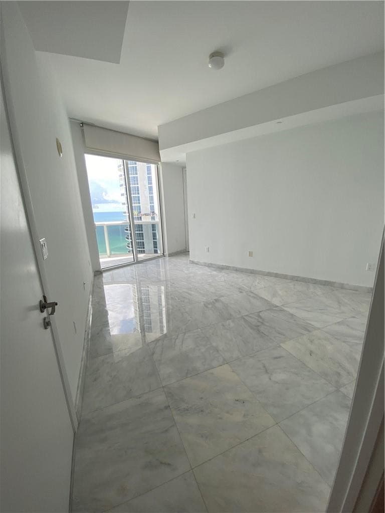 16001 Collins Avenue 2207, Sunny Isles Beach, FL 33160 — photo 27 of 29