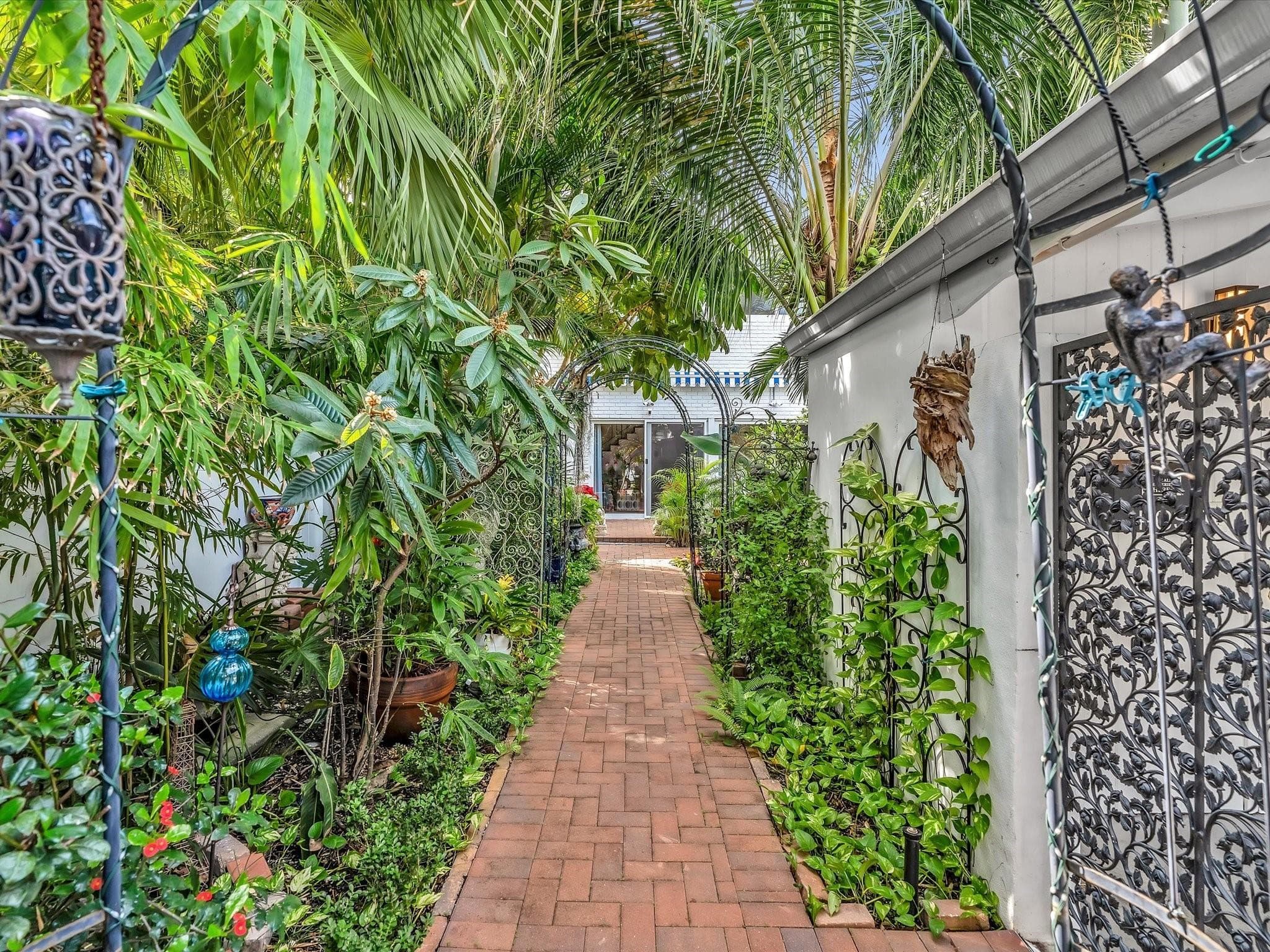 5 Middlesex Drive 5, Wilton Manors, FL 33305 — photo 6 of 57