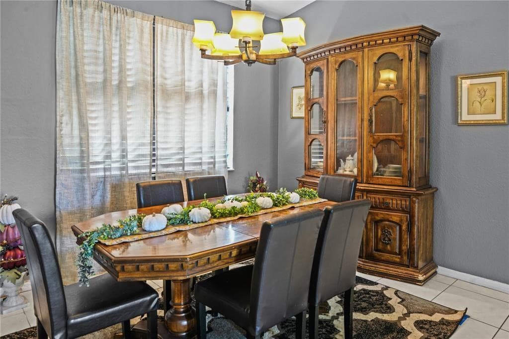 8209 SW 173rd Terrace, Palmetto Bay, FL 33157 — photo 4 of 21