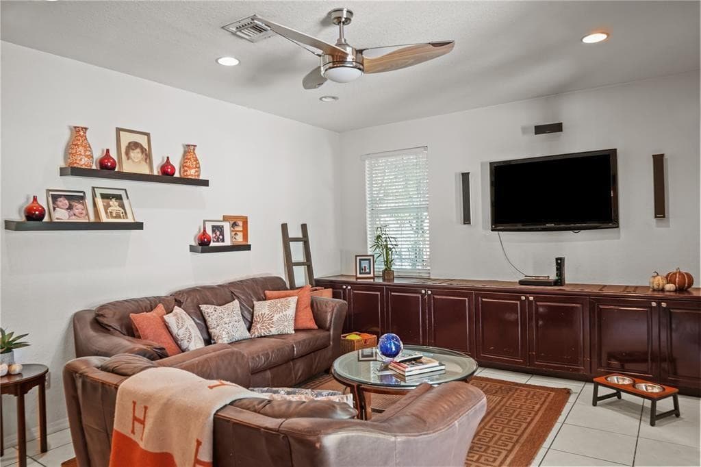 8209 SW 173rd Terrace, Palmetto Bay, FL 33157 — photo 11 of 21