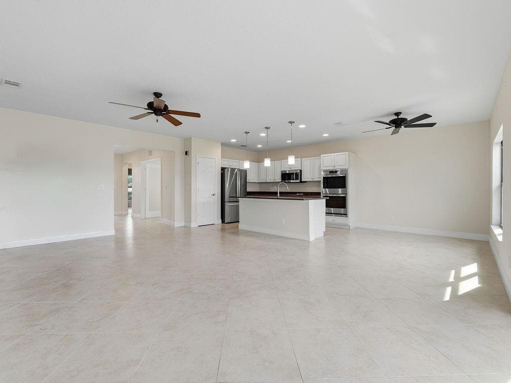 1772 Willows Square, Vero Beach, FL 32966 — photo 4 of 20