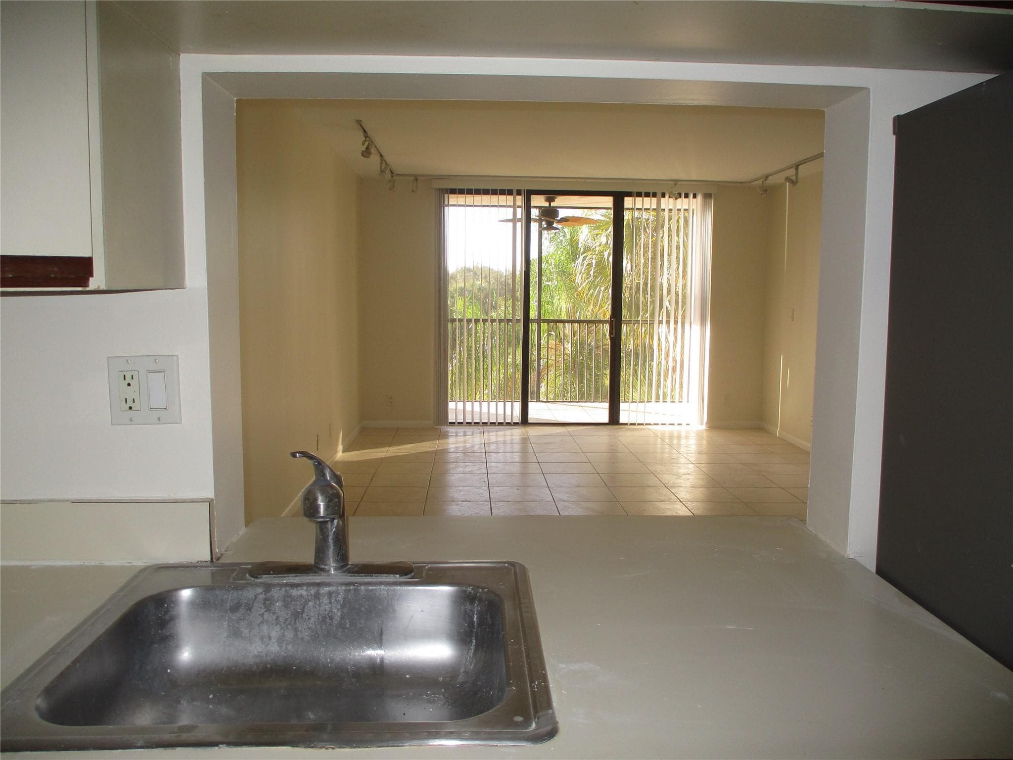 3000 NW 42nd Avenue NW B410, Coconut Creek, FL 33066 — photo 4 of 46