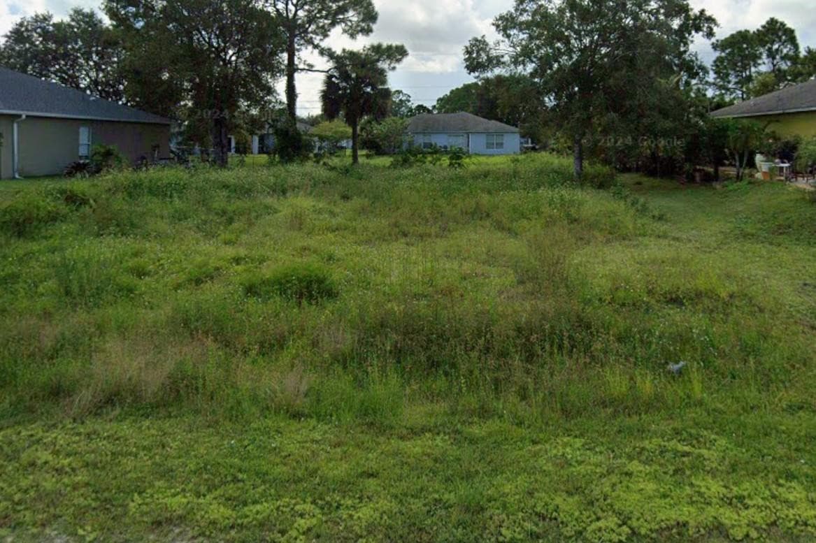 8355 102nd Court, Vero Beach, FL 32967 — photo 2 of 2