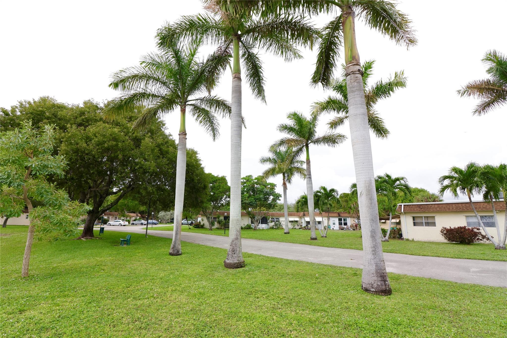 419 SW Natura Avenue B, Deerfield Beach, FL 33441 — photo 23 of 31