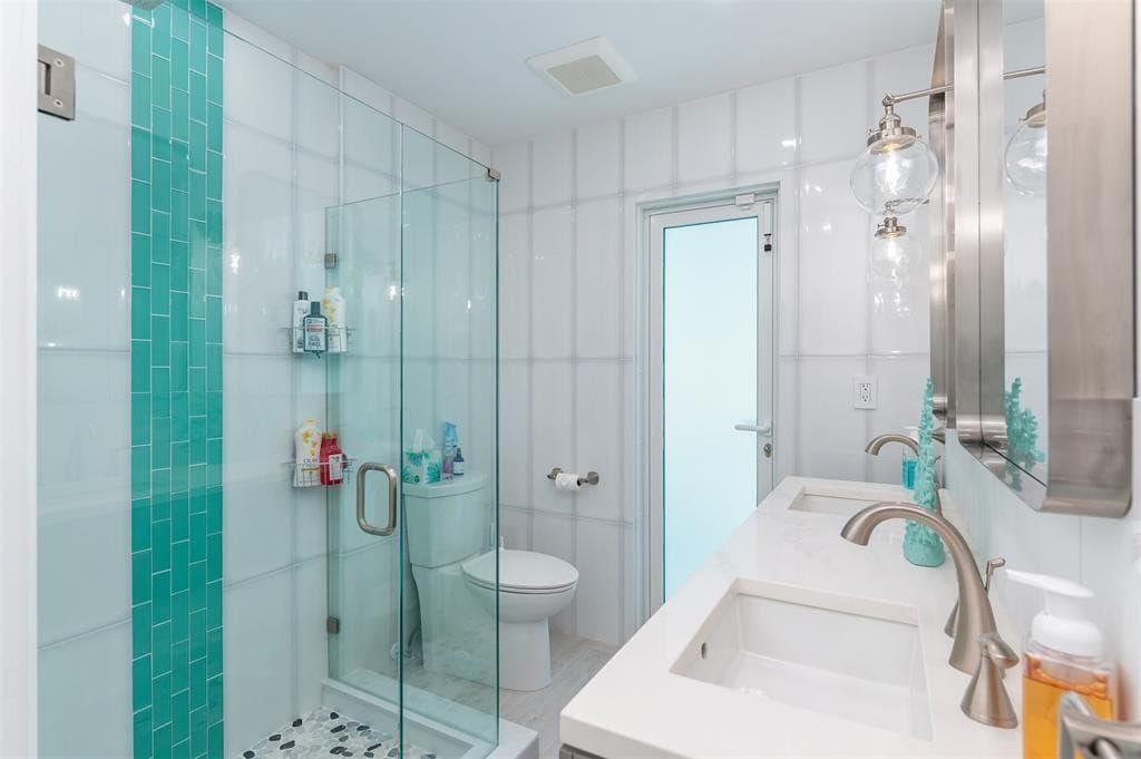 2791 NE 9th Court, Pompano Beach, FL 33062 — photo 19 of 40