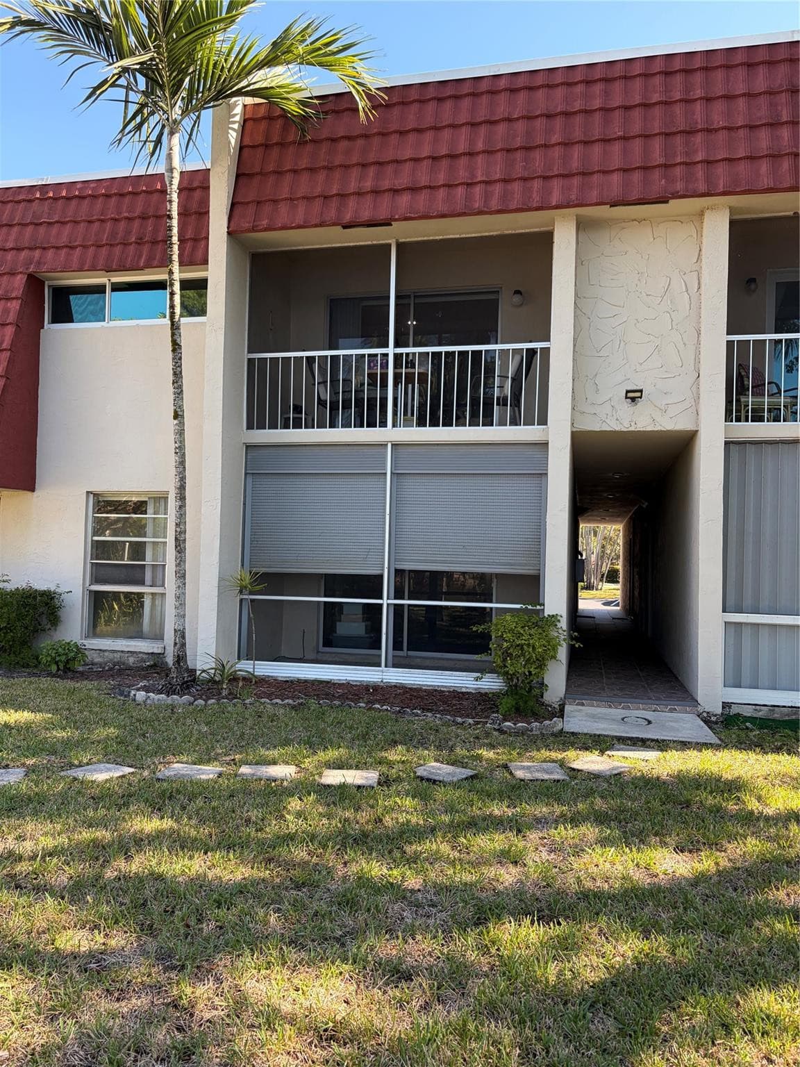 21 Jacaranda Drive 121, Plantation, FL 33324 — photo 4 of 30