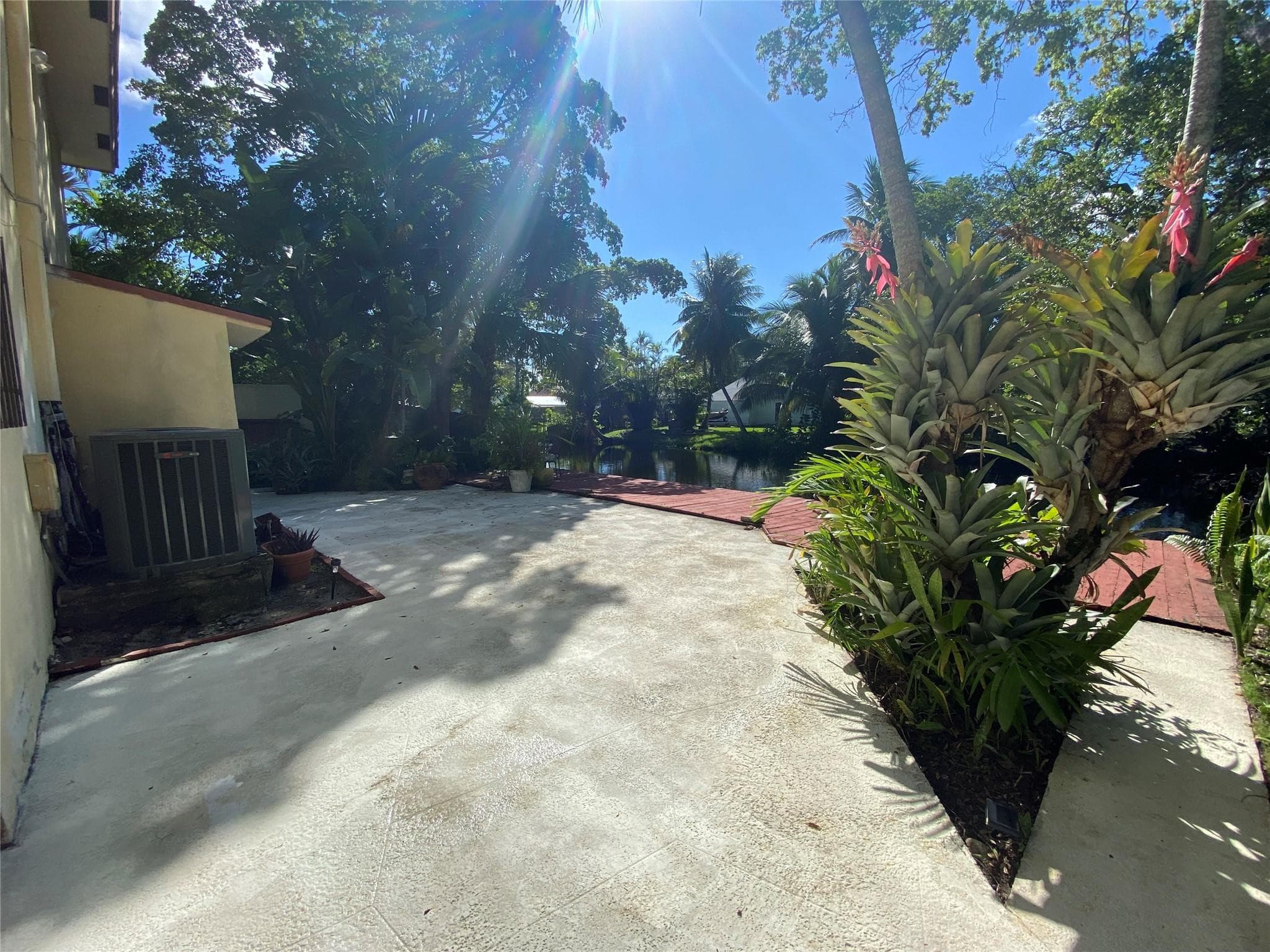 310 SW 11th Court, Fort Lauderdale, FL 33315 — photo 12 of 12
