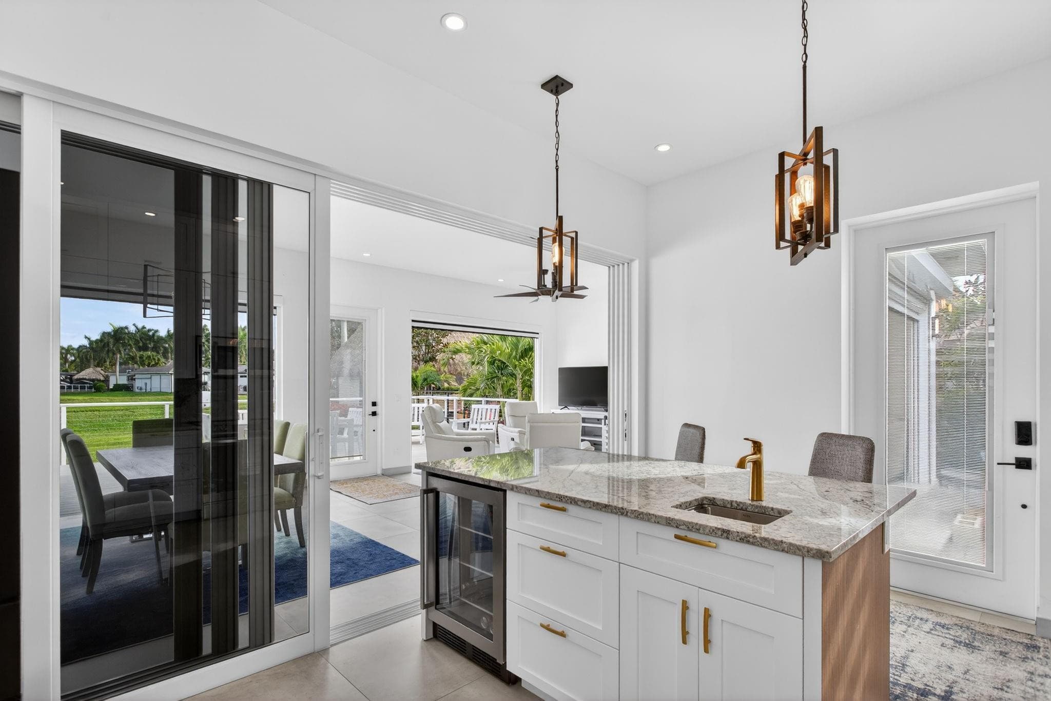 633 N Cortez Drive 633, Margate, FL 33068 — photo 7 of 34