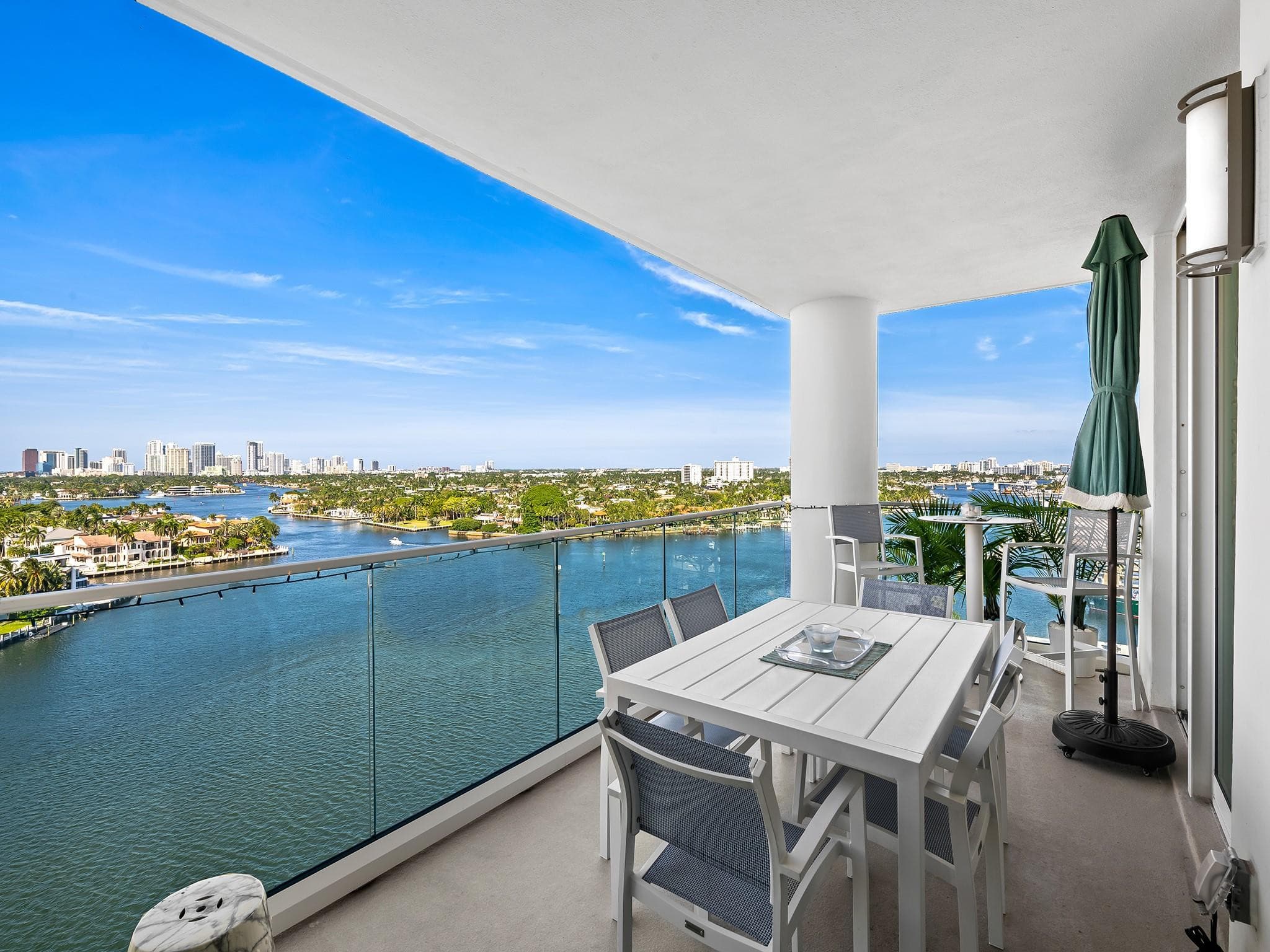 3055 Harbor Drive 1402, Fort Lauderdale, FL 33316 — photo 7 of 40