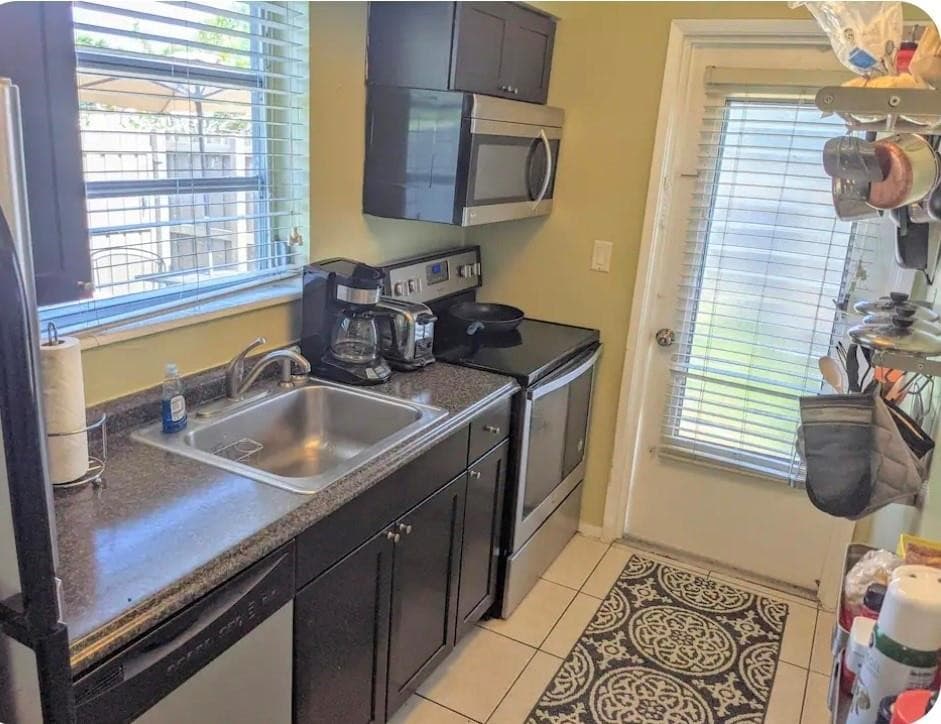 2225 NE 14th Avenue, Fort Lauderdale, FL 33305 — photo 27 of 31