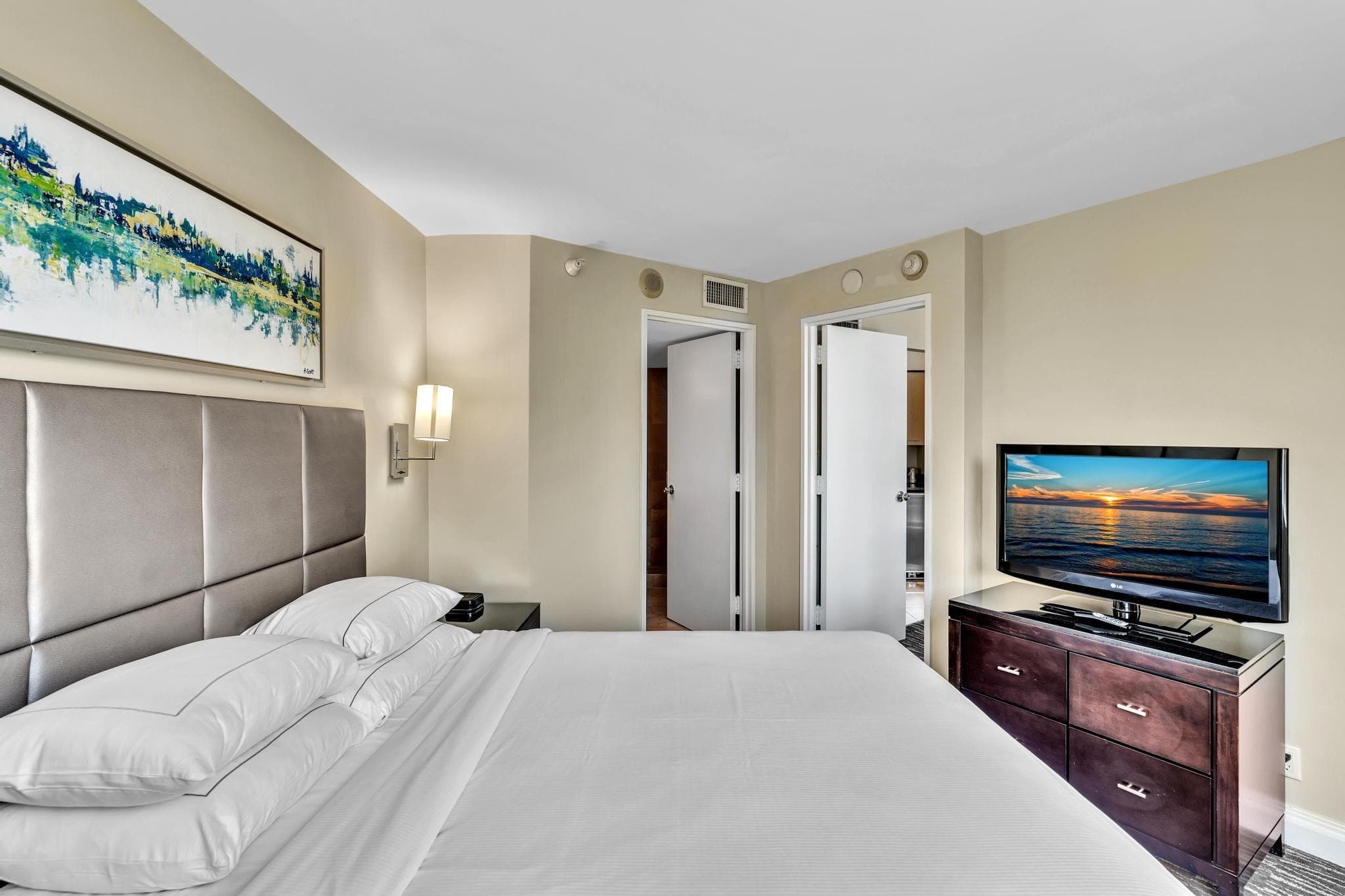 2670 E Sunrise Boulevard 326, Fort Lauderdale, FL 33304 — photo 23 of 32