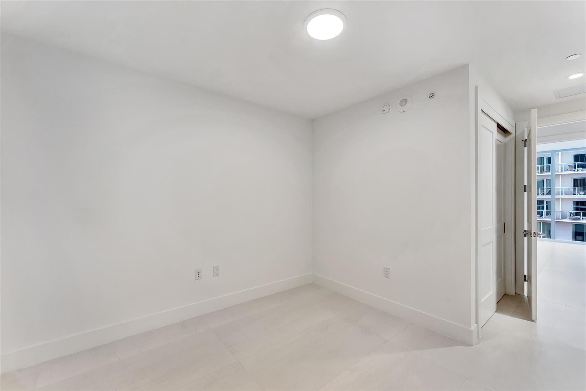 151 N Seabreeeze Boulevard 504, Fort Lauderdale, FL 33304 — photo 66 of 91