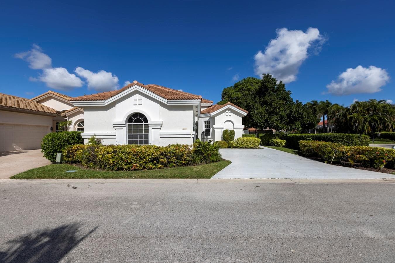 6391 NW 23rd Lane, Boca Raton, FL 33434 — photo 2 of 49