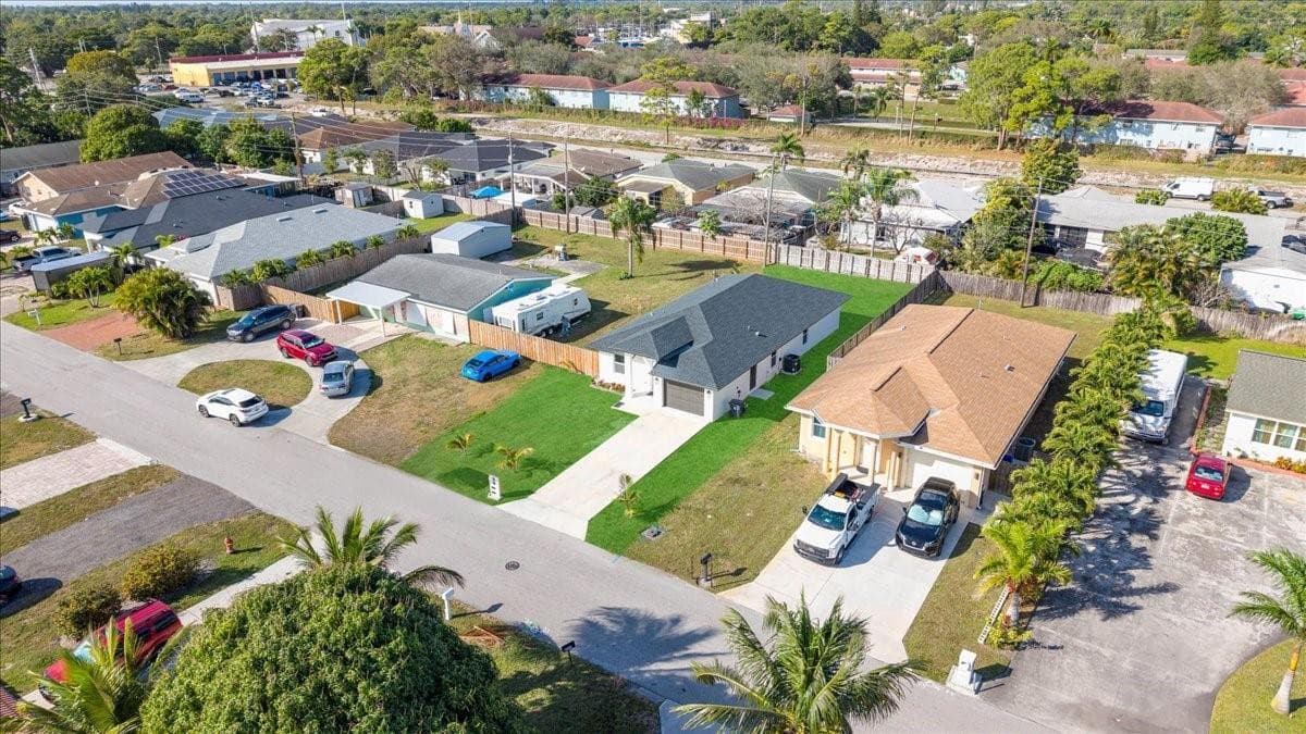 4317 Vicliff Road, West Palm Beach, FL 33406 — photo 33 of 37