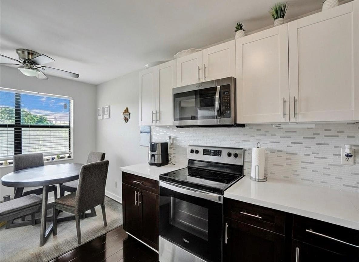 2704 NW 104th Avenue 308, Sunrise, FL 33322 — photo 2 of 22
