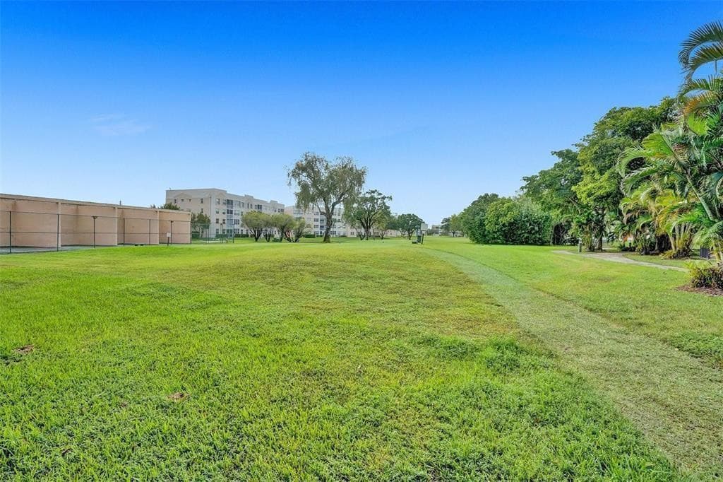 2704 NW 104th Avenue 308, Sunrise, FL 33322 — photo 21 of 22