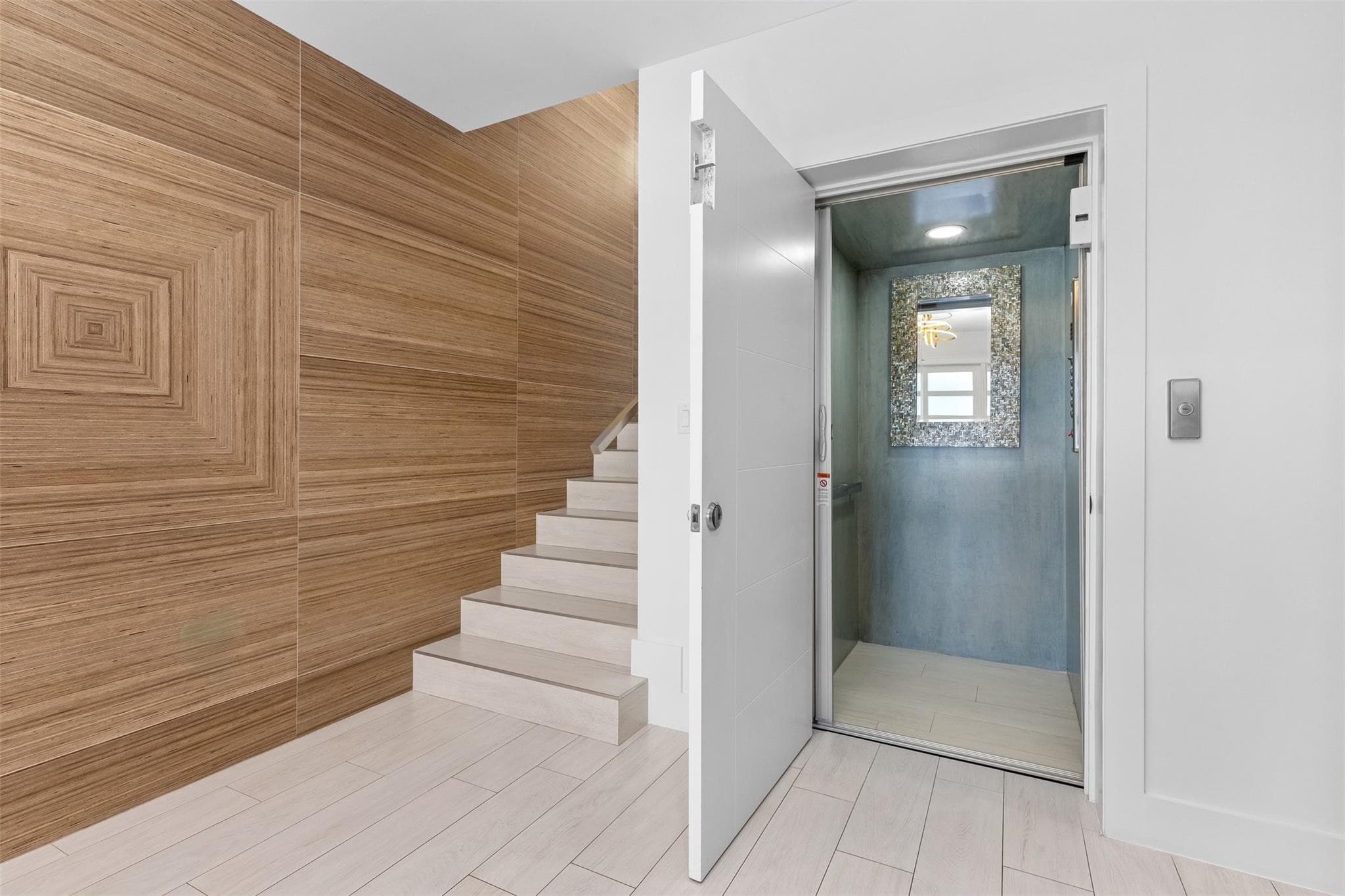 350 Desoto Street, Hollywood, FL 33019 — photo 16 of 62