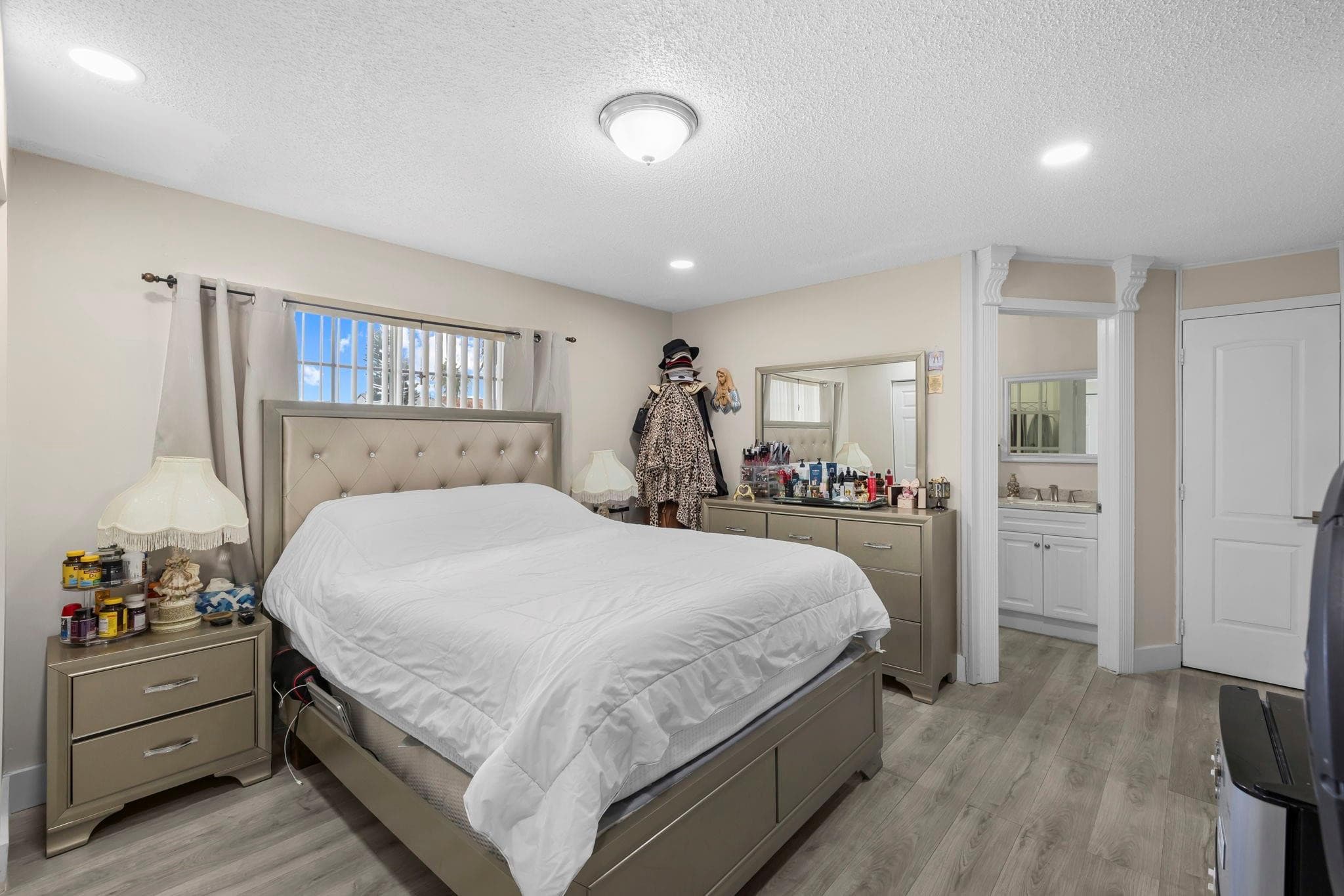 11951 SW 208th Terrace, Miami, FL 33177 — photo 7 of 50