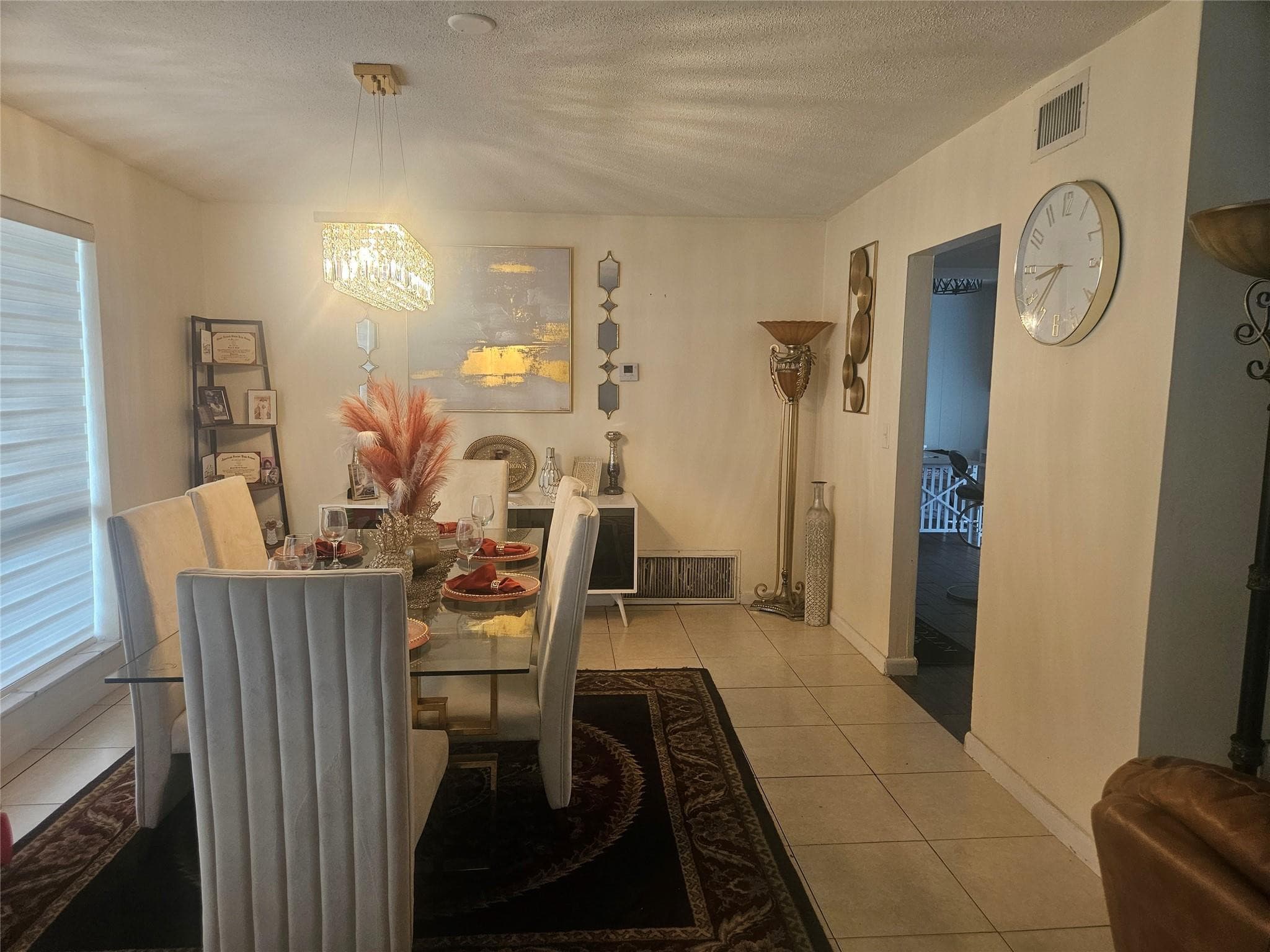7733 Embassy Boulevard, Miramar, FL 33023 — photo 2 of 10