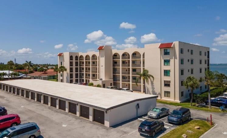Condominium in Cape Canaveral — photo 23 of 23
