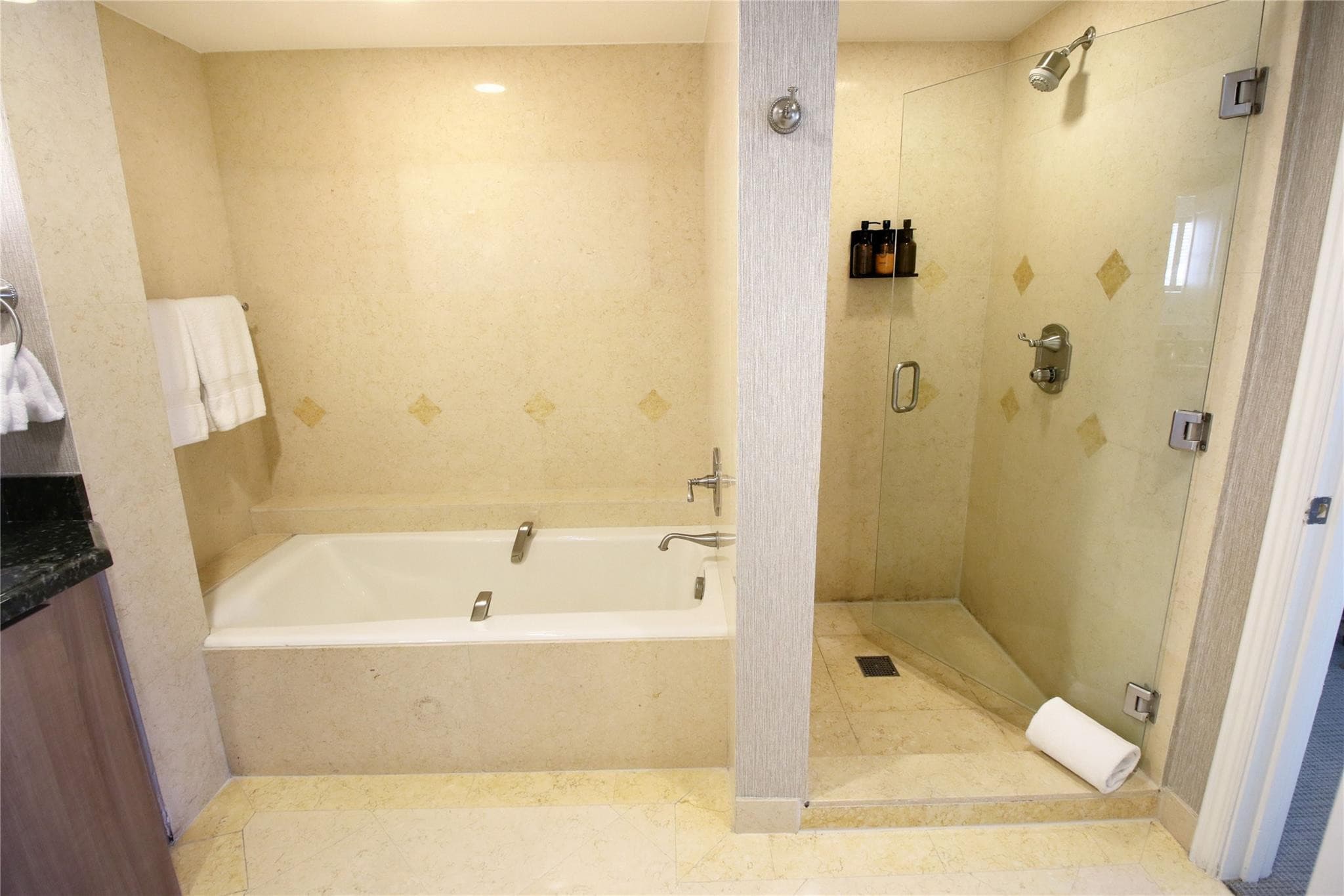 601 N Ft Lauderdale Bch Boulevard 1111, Fort Lauderdale, FL 33304 — photo 10 of 21