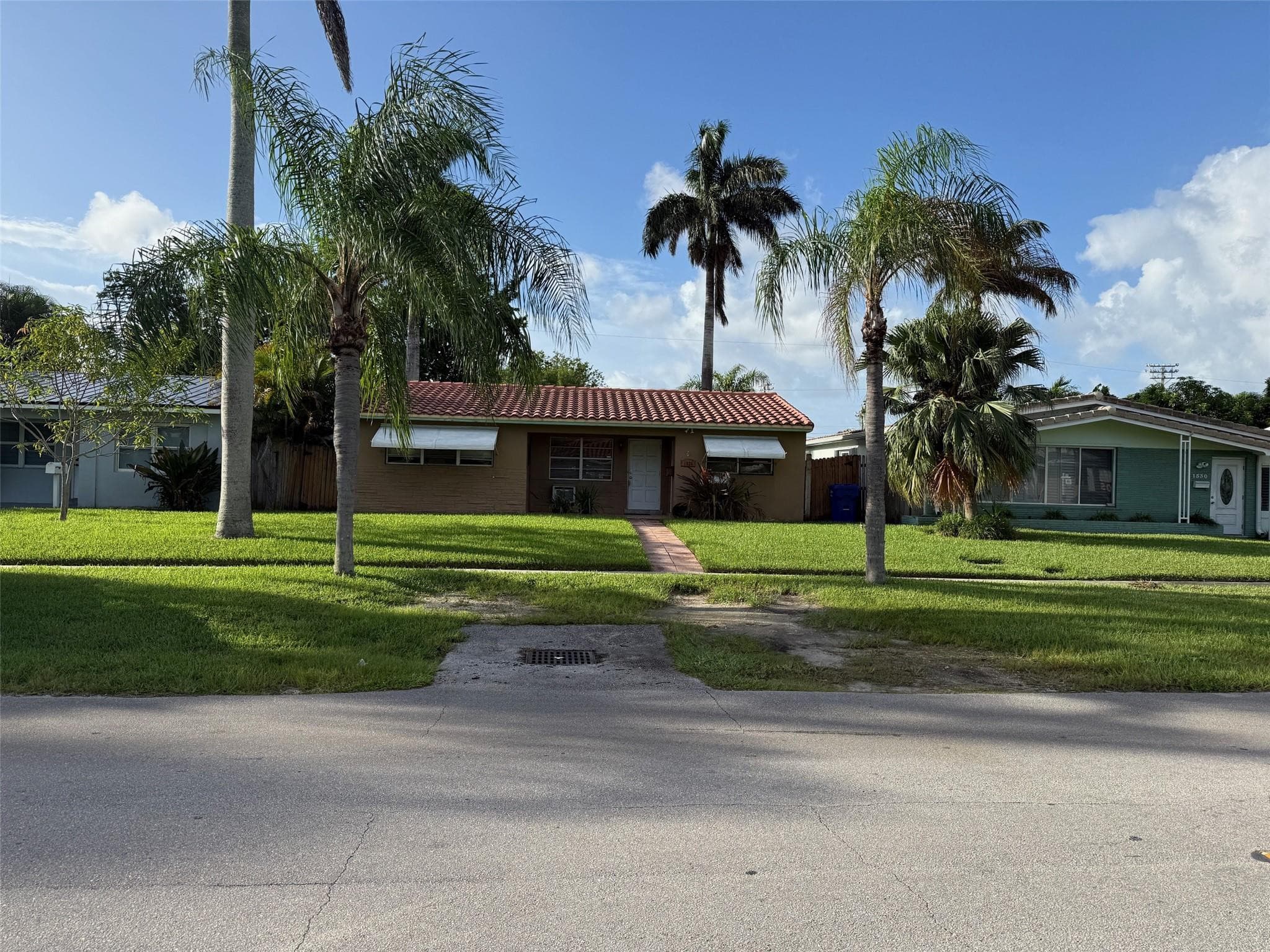 1526 Shenandoah Street, Hollywood, FL 33020 — photo 1 of 5